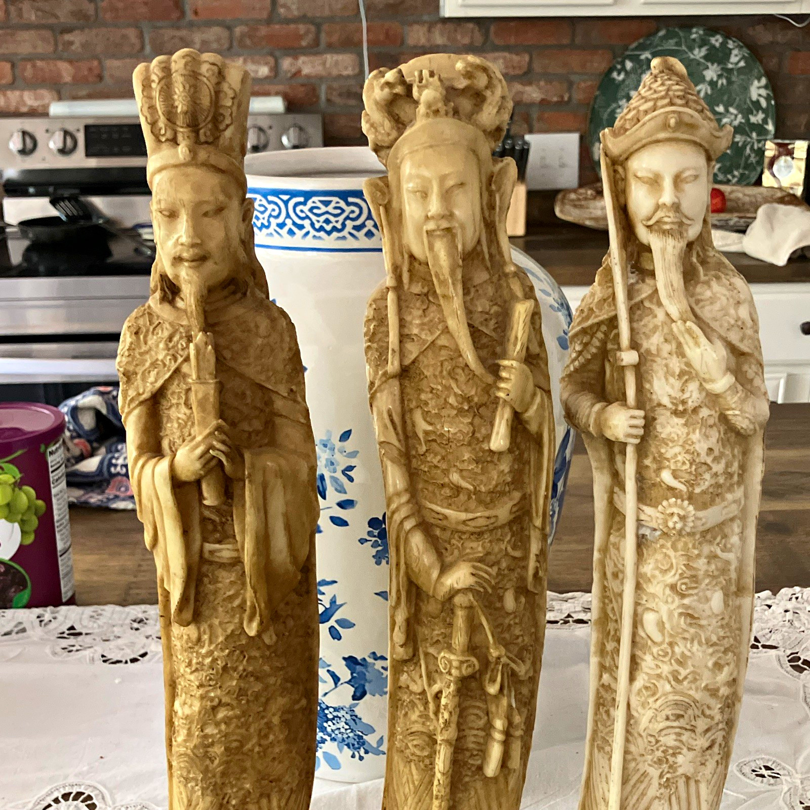 Set of 3 Asian Elder Men Figurines Carved Look Resin Beige/Brown Set of 3 Asian Elder Men Figurines Carved Look Resin Beige/Brown
