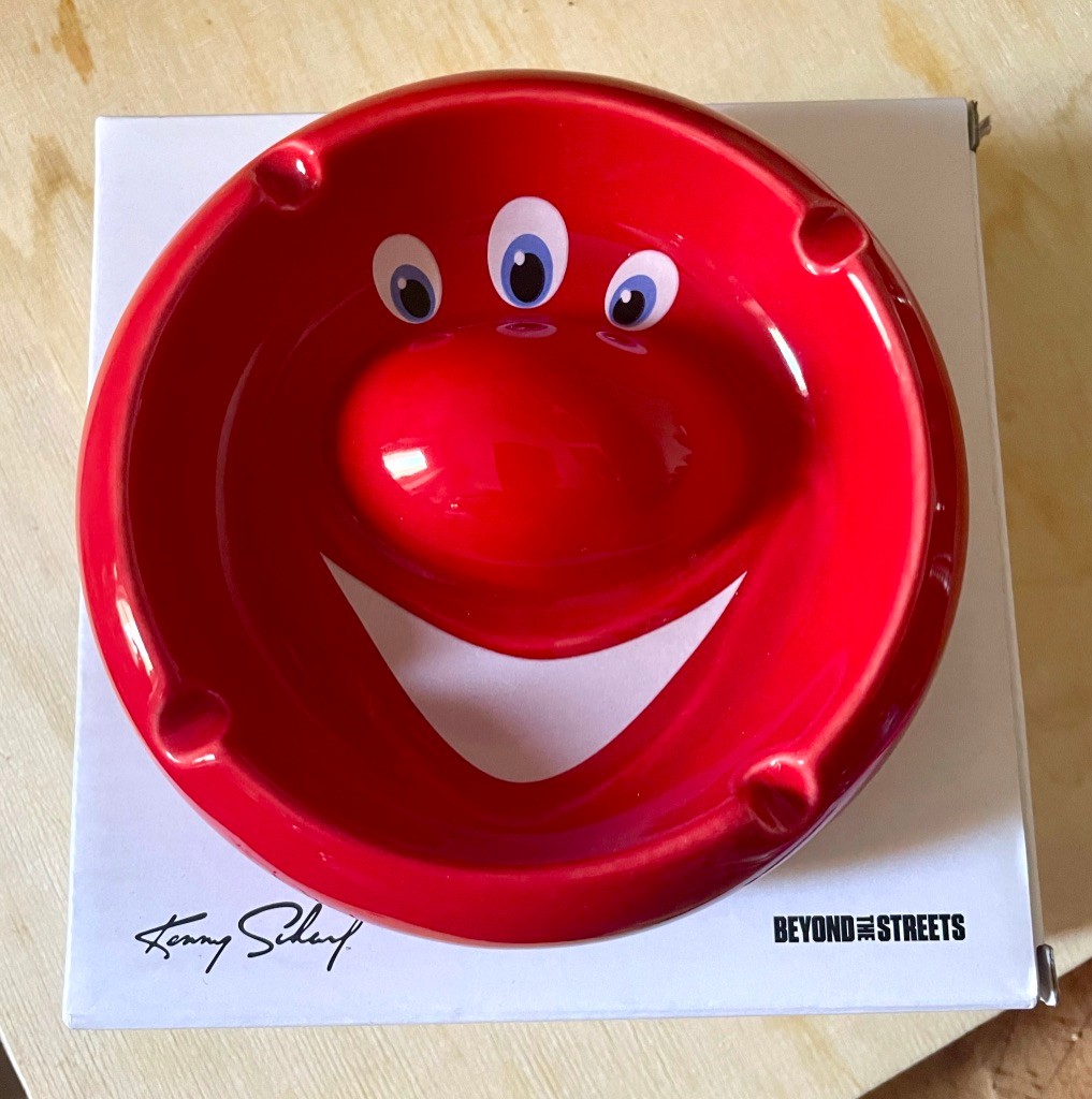 Kenny Scharf - Beyond the Streets Paris - 2026 - Collectable Ash tray