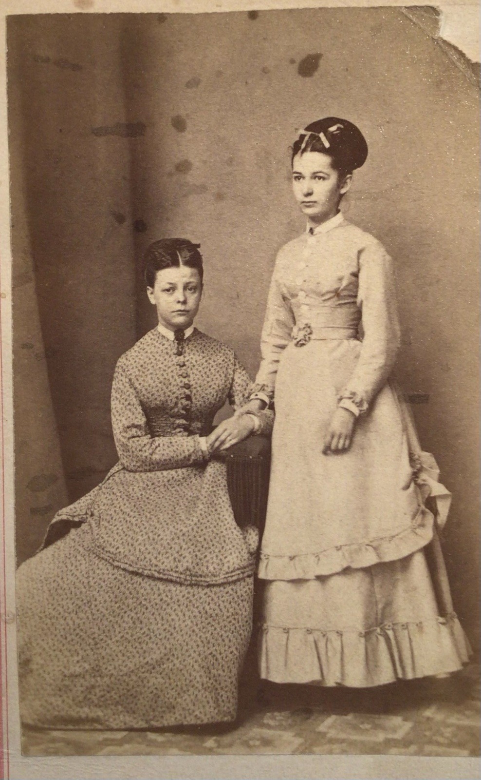 Antique 1860’s CDV PHOTO Two Lovely School Girls Sisters Young Ladies ONEIDA NY