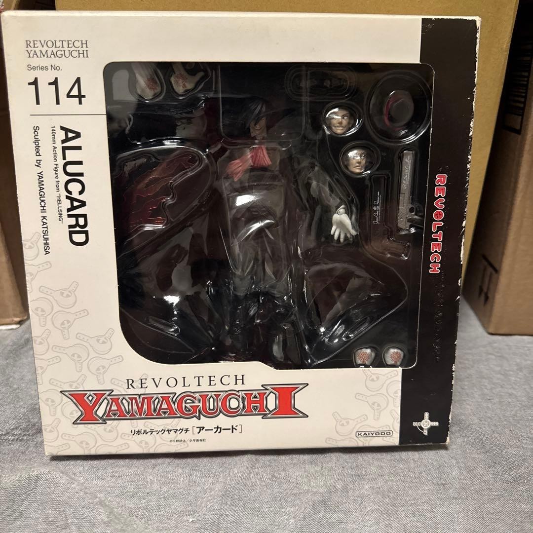 Revoltech Yamaguchi No.114 HELLSING Alucard Figure Kaiyodo Japan NEW