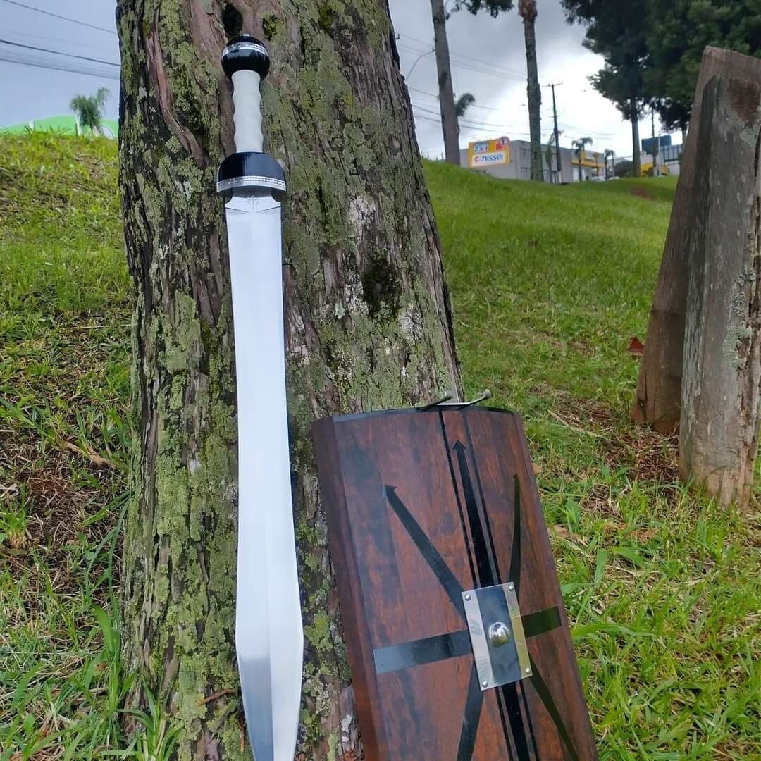 WILD CUSTOM HANDMADE 32 INCHES LONG IN HIGH STANDARD STEEL HUNTING SWORD
