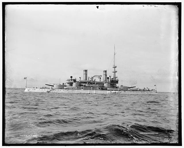 Photo:U.S.S. Indiana Battleship at Sea c1903