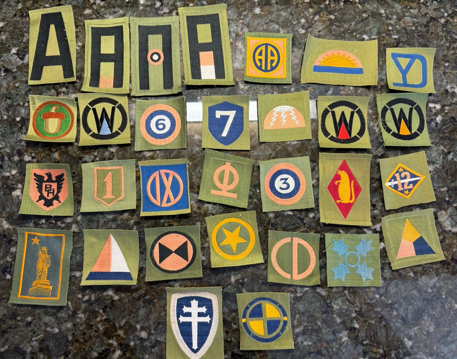 Extremely Rare WWI Liberty Loan Patches (30 Count) Rare Variants Extremely Rare WWI Liberty Loan Patches (30 Count) Rare Variants