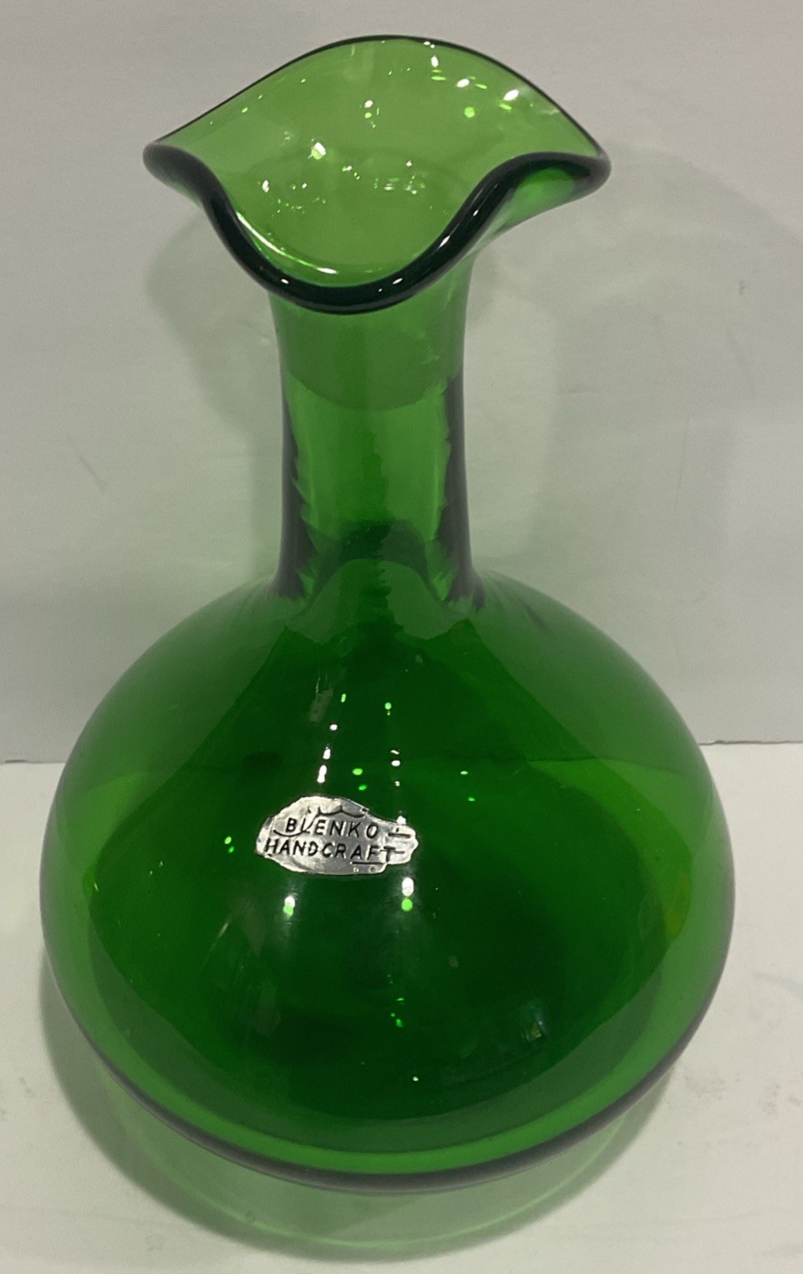 Vintage 1970s Blenko Handcraft Glass Emerald Green Fluted Top Round Bottom Vase