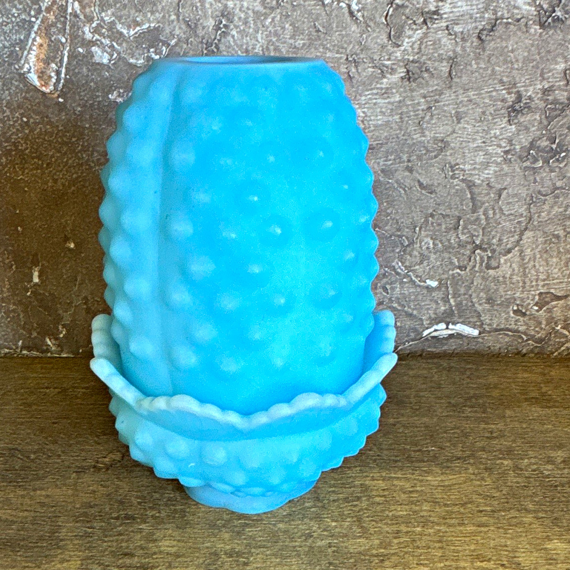 Vintage Fenton Blue Milk Glass Hobnail Fairy Lamp Tea Light has crack in lid