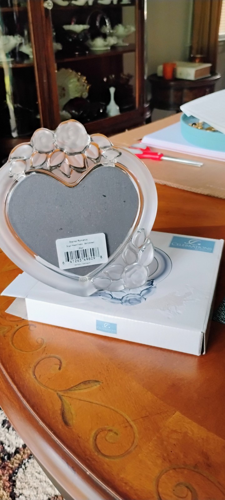 Mikasa Picture Frame Celebrations Heart Love Eternal Romance Anniversary (7) Mikasa Picture Frame Celebrations Heart Love Eternal Romance Anniversary (7)