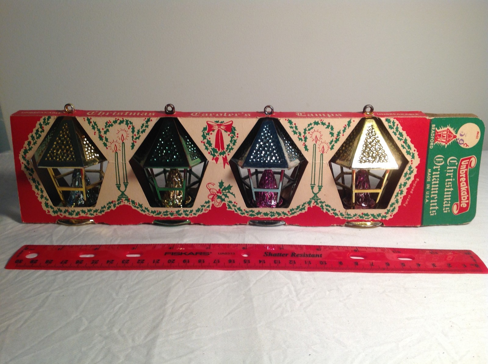 Rare Vintage boxed set Bradford Plastic Christmas Caroler's Lamps Ornaments
