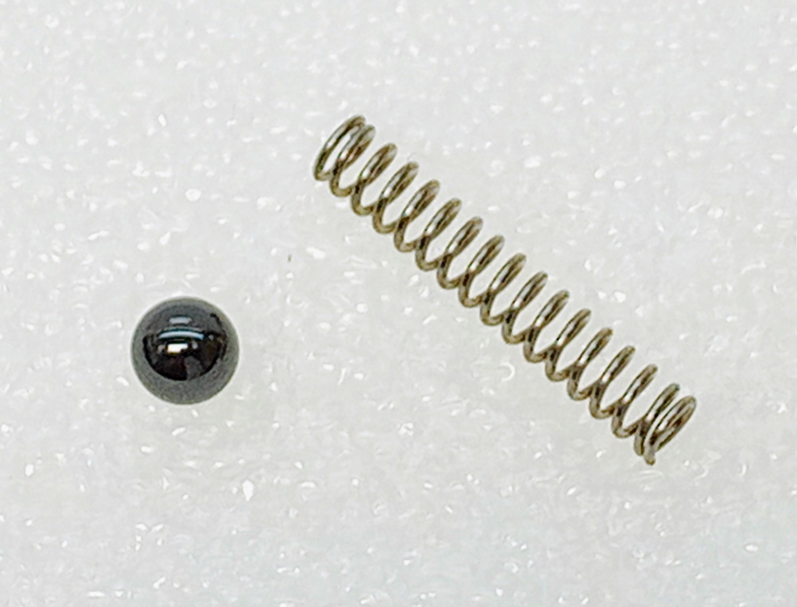 Spyderco Silicon Nitride Ceramic Bearing w/Medium Spring for Manix 2 G10-XL-LW