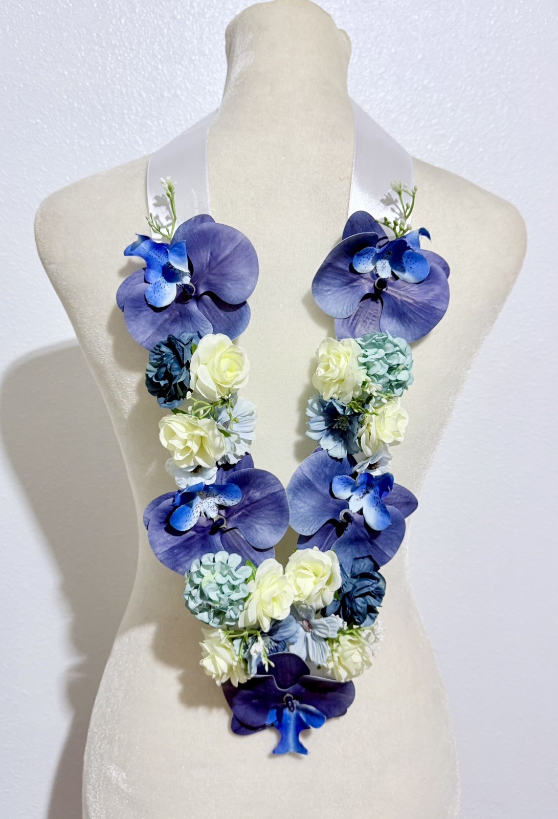 ARTIFICIAL FLORAL LEIS ORCHID