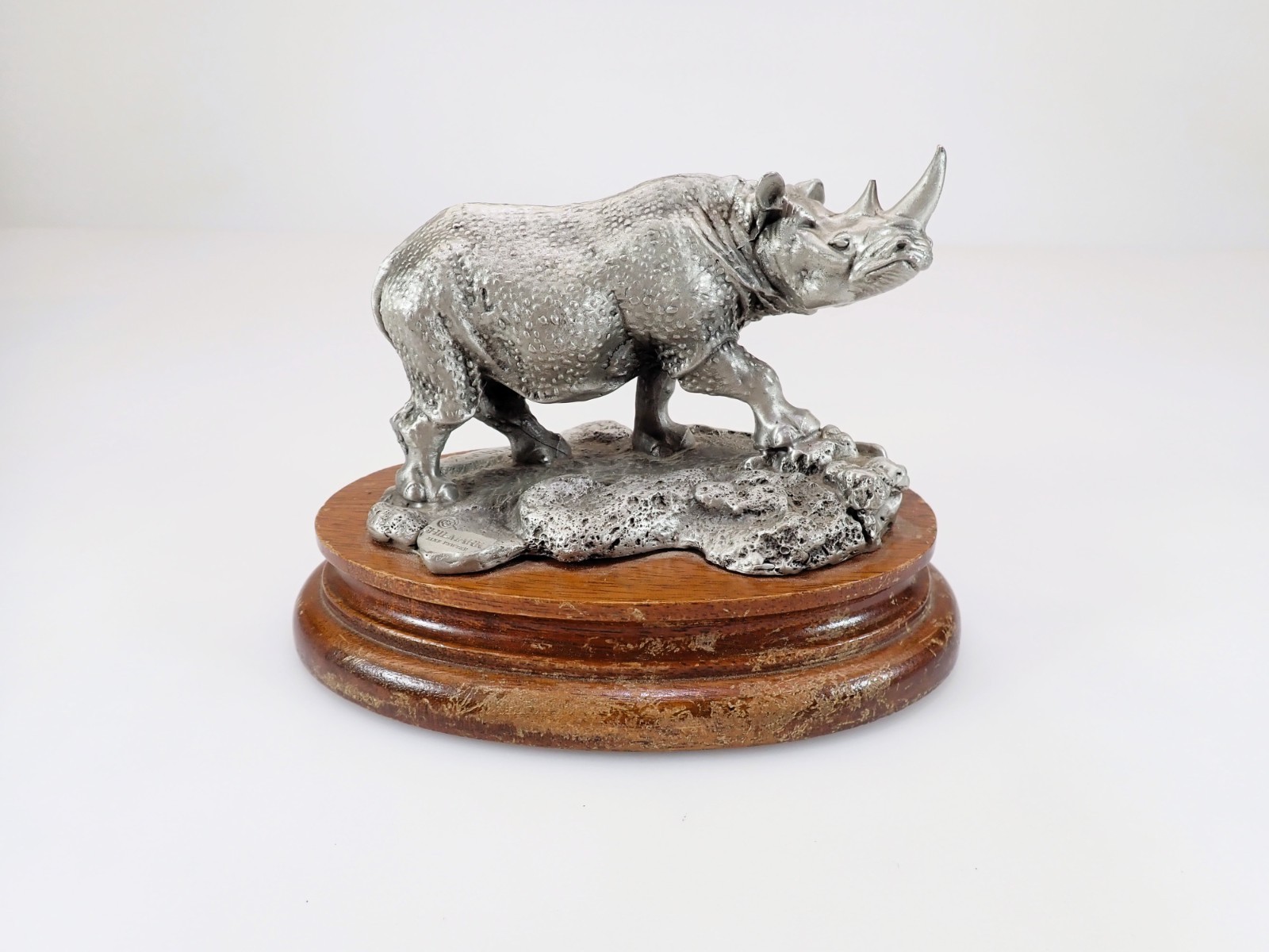 Vintage 1976 Chilmark Fine Pewter Black Rhino Sculpture Don Polland Wood Base Vintage 1976 Chilmark Fine Pewter Black Rhino Sculpture Don Polland Wood Base