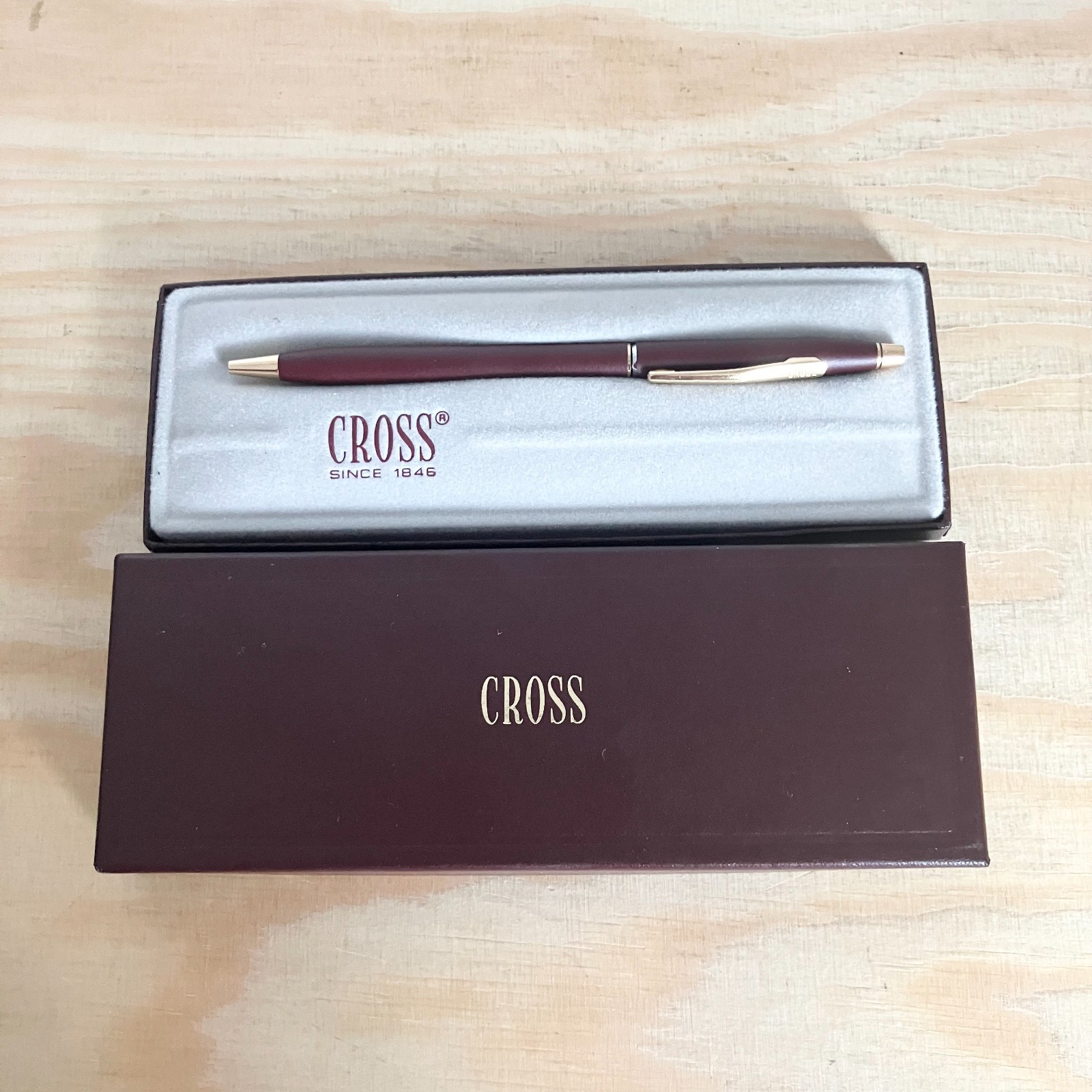 Cross Century Matte Burgundy & Gold Pen 2202 w/ Box Cross Century Matte Burgundy & Gold Pen 2202 w/ Box