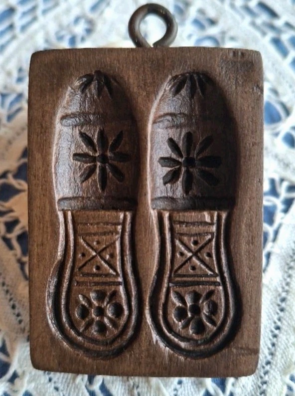 Springerle Speculaas Gingerbread Cookie Stamp Mold SLIPPERS FOR ST. NICK / SANTA