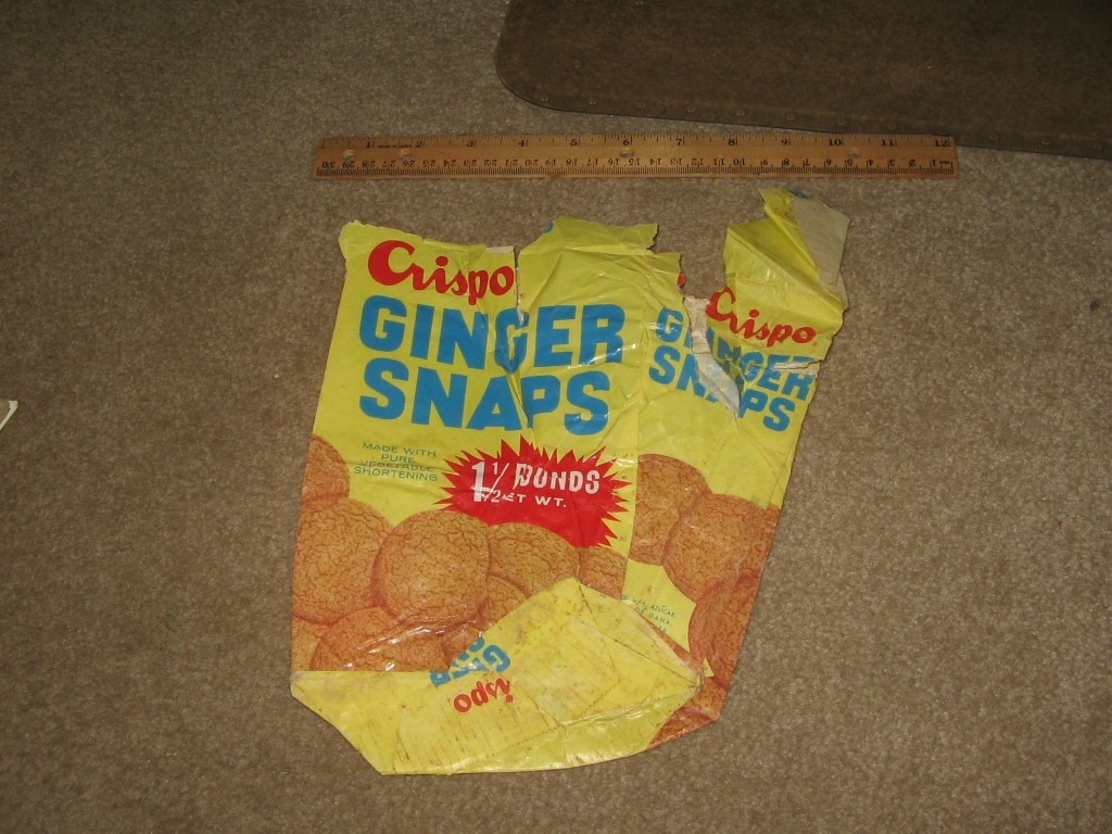 vintage cracker CRISPO GINGER SNAPS cookie box wrapper 1960s