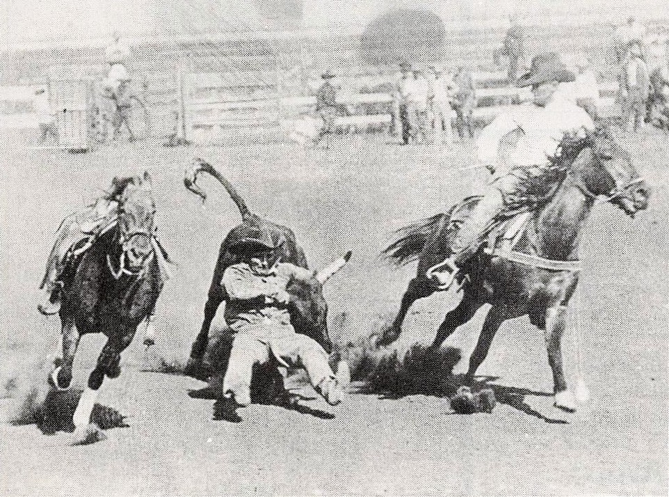 Old-Timer's Album North Platte NE 1931 Rodeo Roman Standing Race Vtg Mag Article