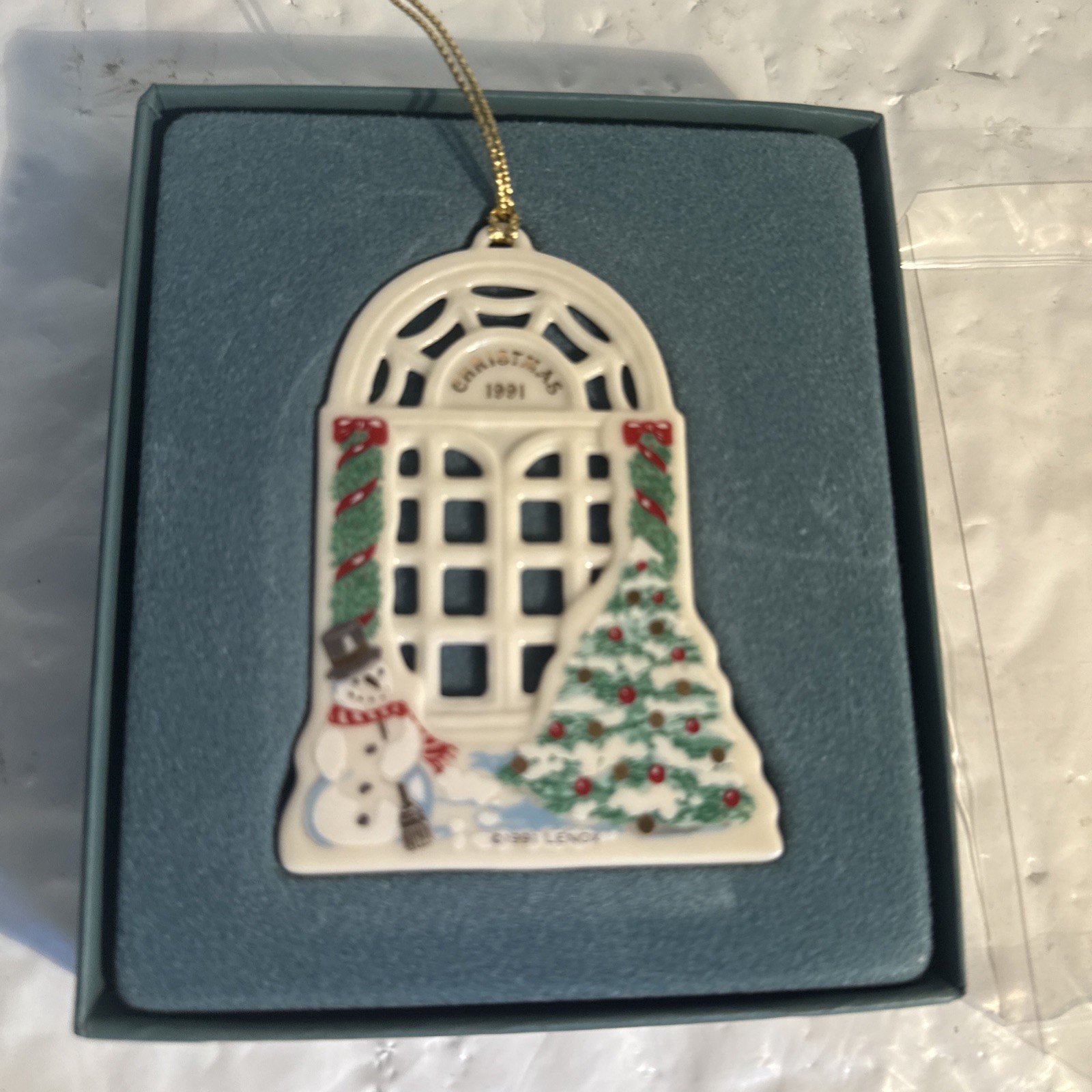 Vintage LENOX 1991 Window Homecoming hand painted Series Christmas Ornament wBox