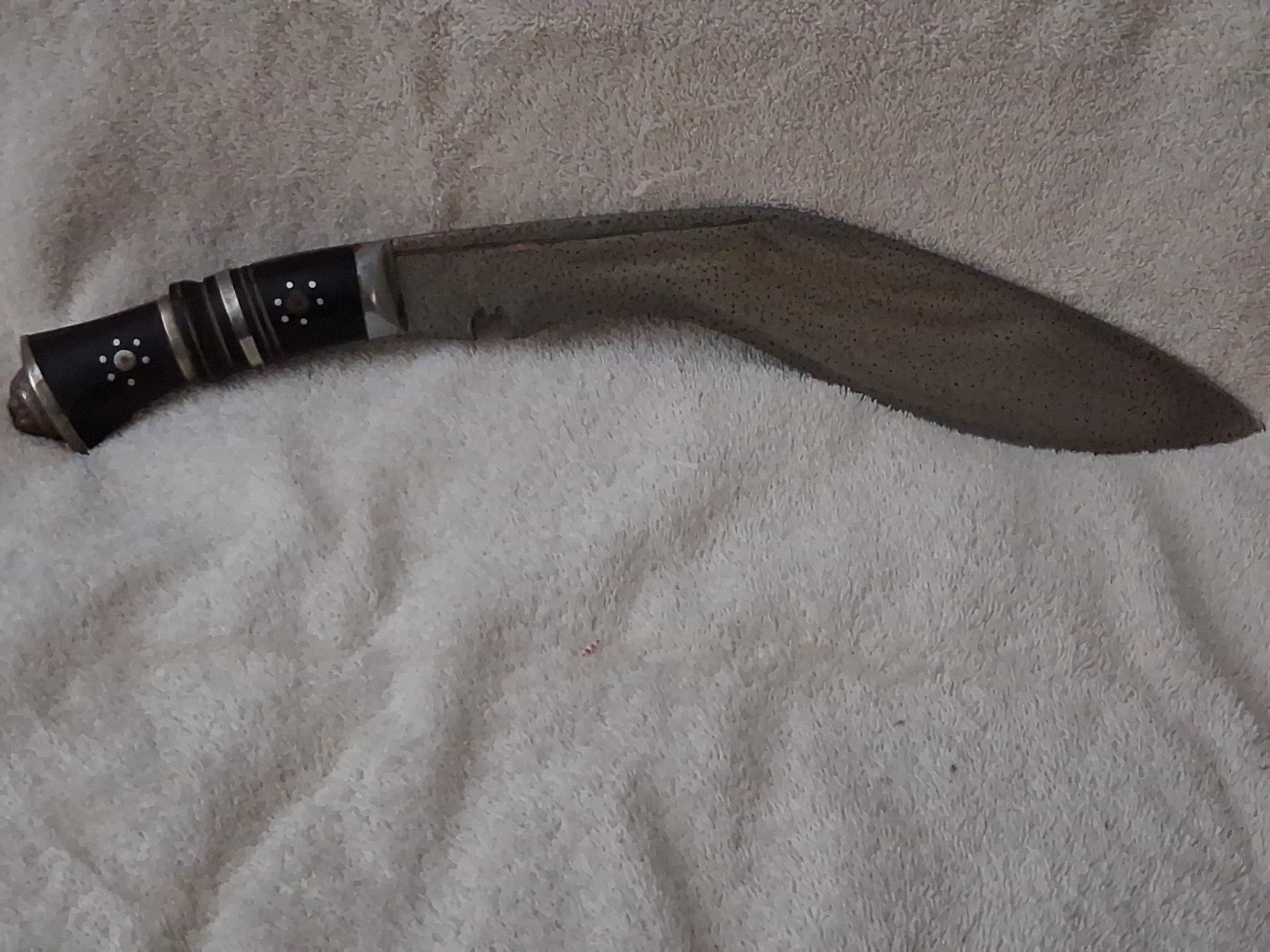 Vintage Gurkha Kukri Lions Head 18/1900 Century 12.5 Inch Wood Handle Vintage Gurkha Kukri Lions Head 18/1900 Century 12.5 Inch Wood Handle