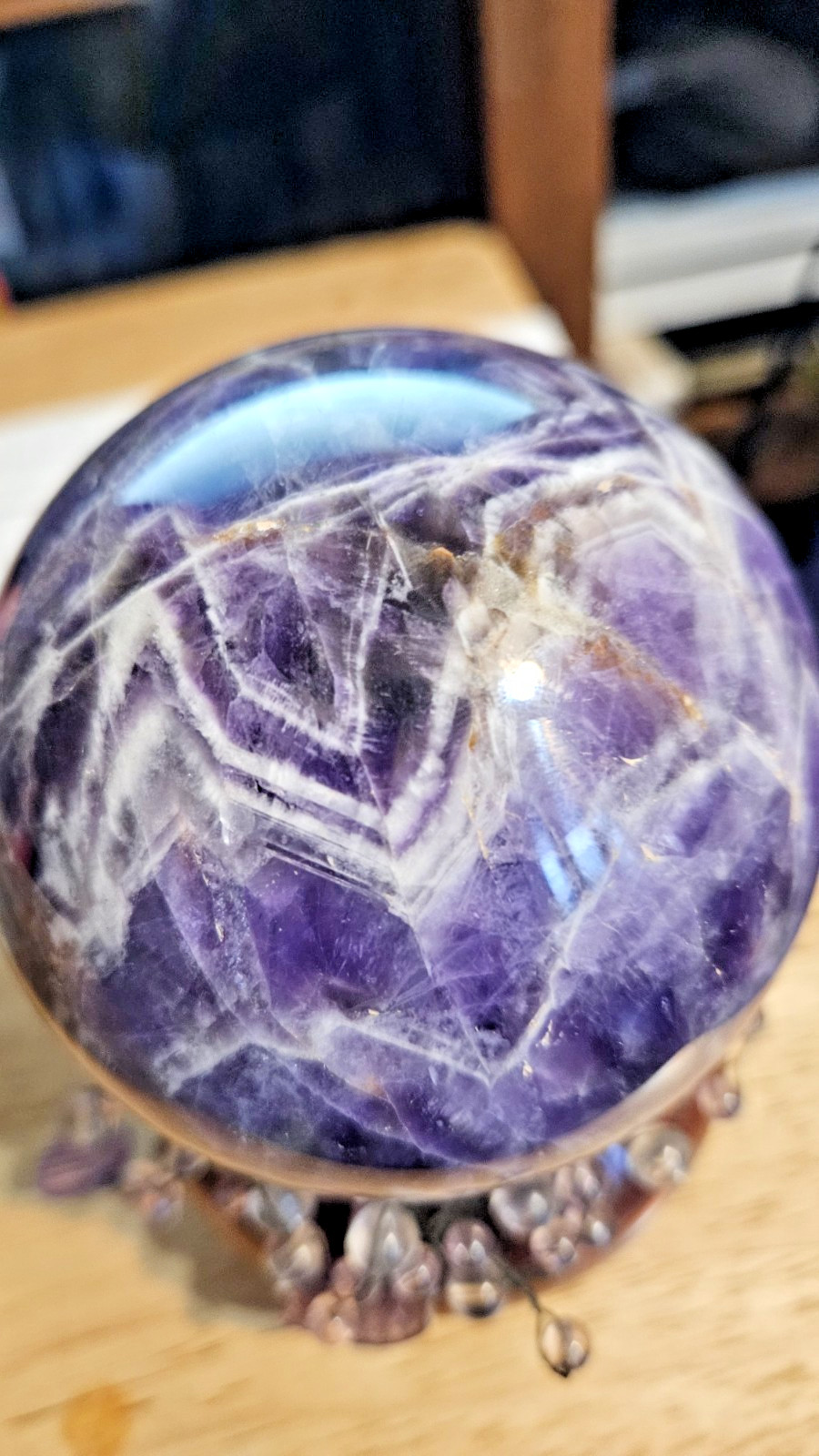 2.3Lb 1046 g Dream Amethyst/Chevron Amethyst Natural Quartz Crystal Sphere