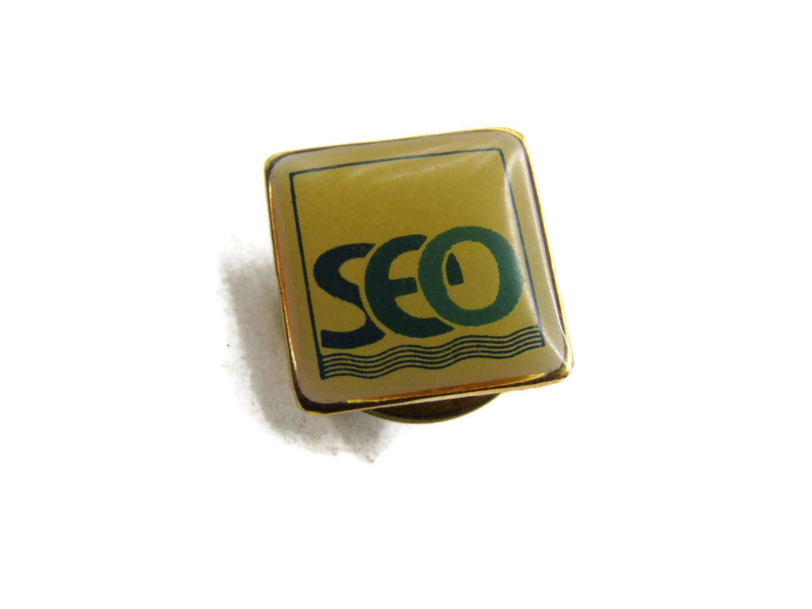 SEO Lettered Pin Gold Tone SEO Lettered Pin Gold Tone