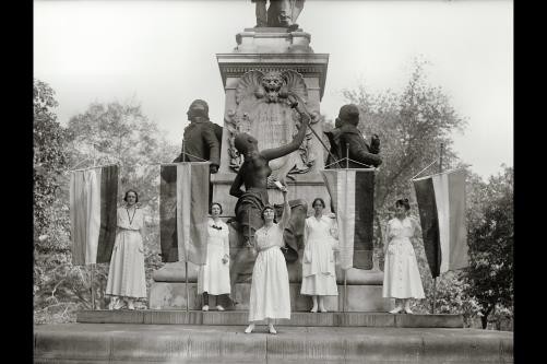 Washington DC Suffragette Demonstration Lafayette Statue 1918 Women Votes