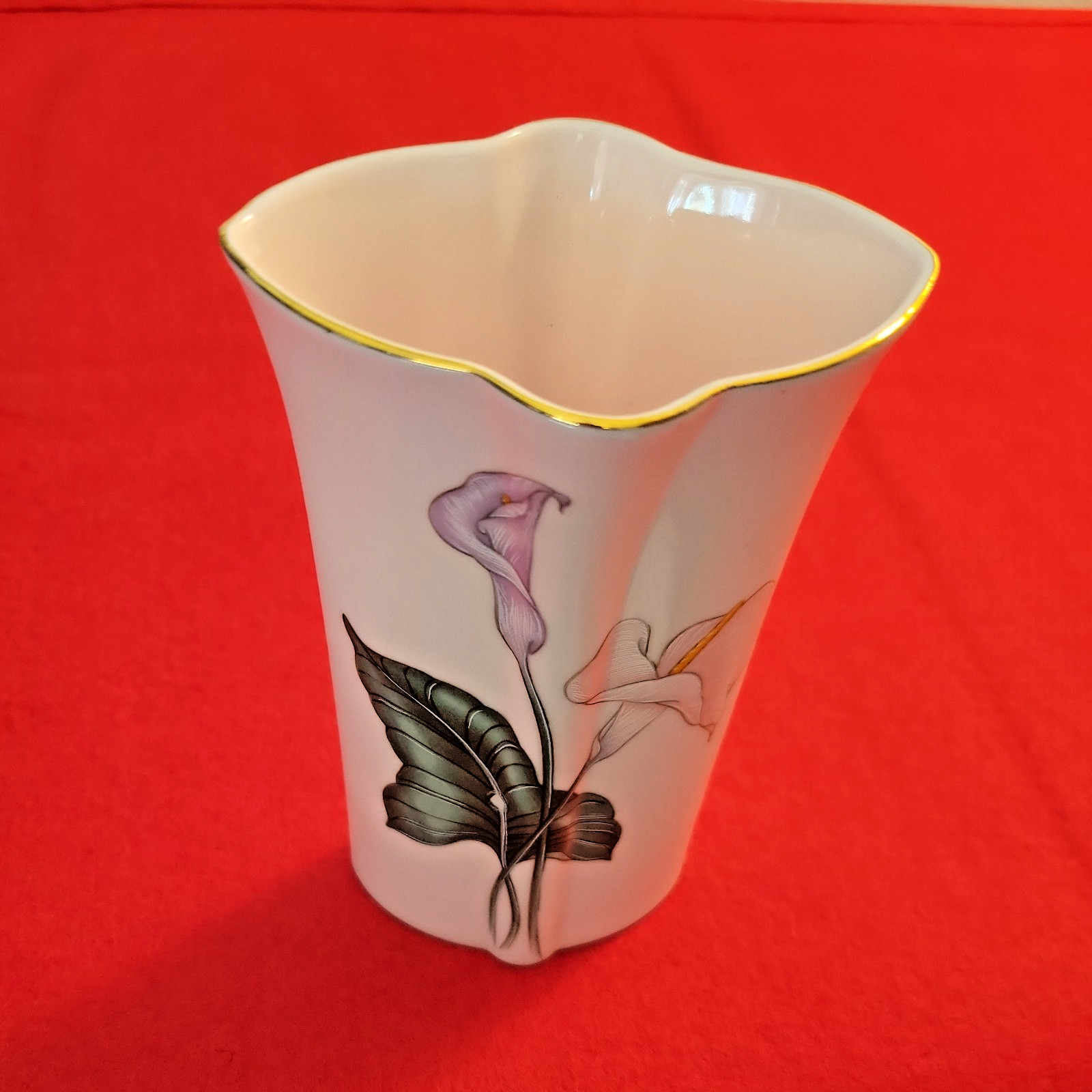 Vintage Toyo Japan Pink Calla Lily Ceramic Vase Gold Rim Pastel Floral 6 Inch