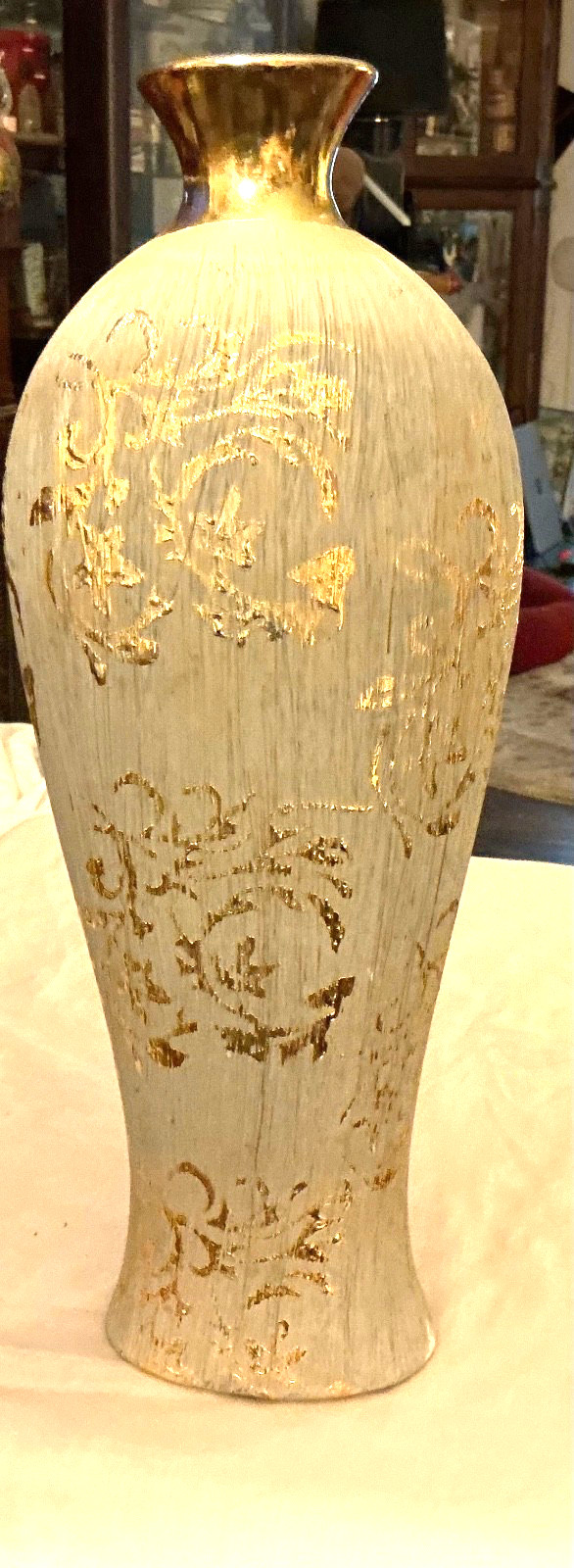tall vase with gold decor 13\ tall vase with gold decor 13\
