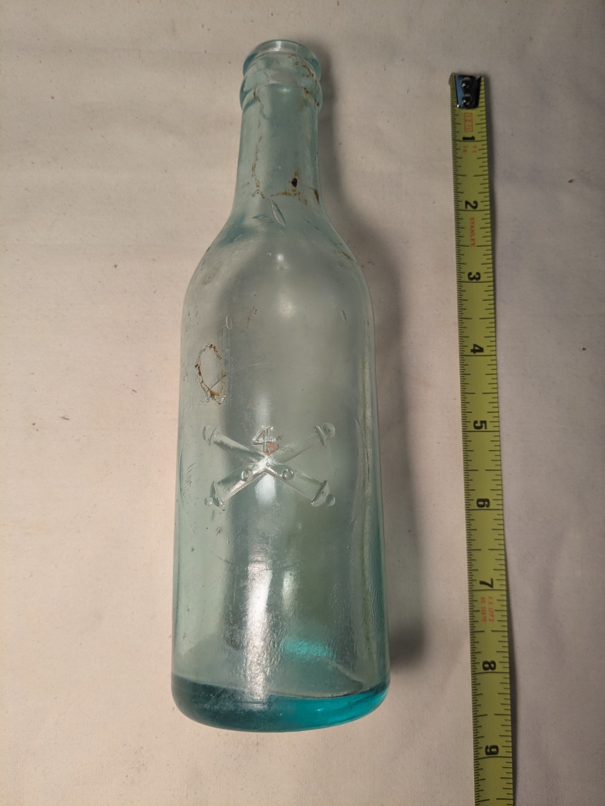 RARE Anheuser Busch Aqua Glass Beer Bottle  w/ 4th Artillery Army cannons Emblem