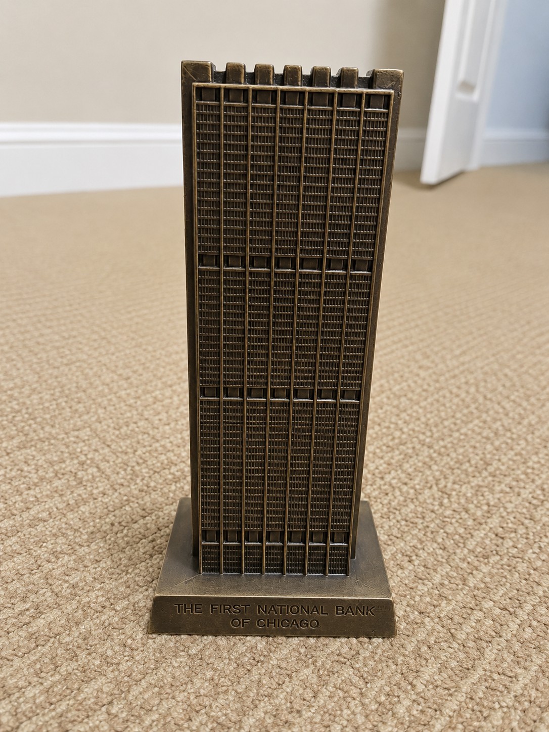 Vintage Banthrico First National Bank of Chicago Building Coin Bank 8.75\
