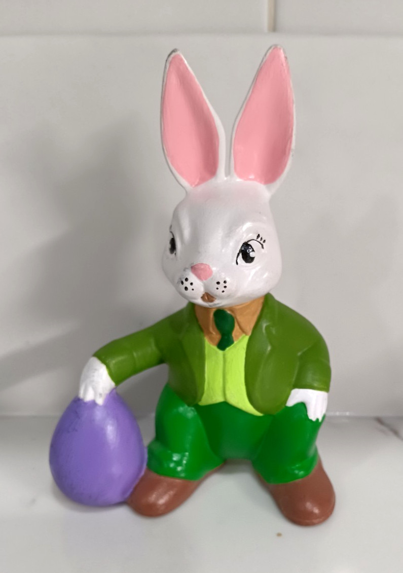 Vtg \'90\'s Easter Bunny / Peter Rabbit w/ Egg Hand Painted Ceramic Mold VGC