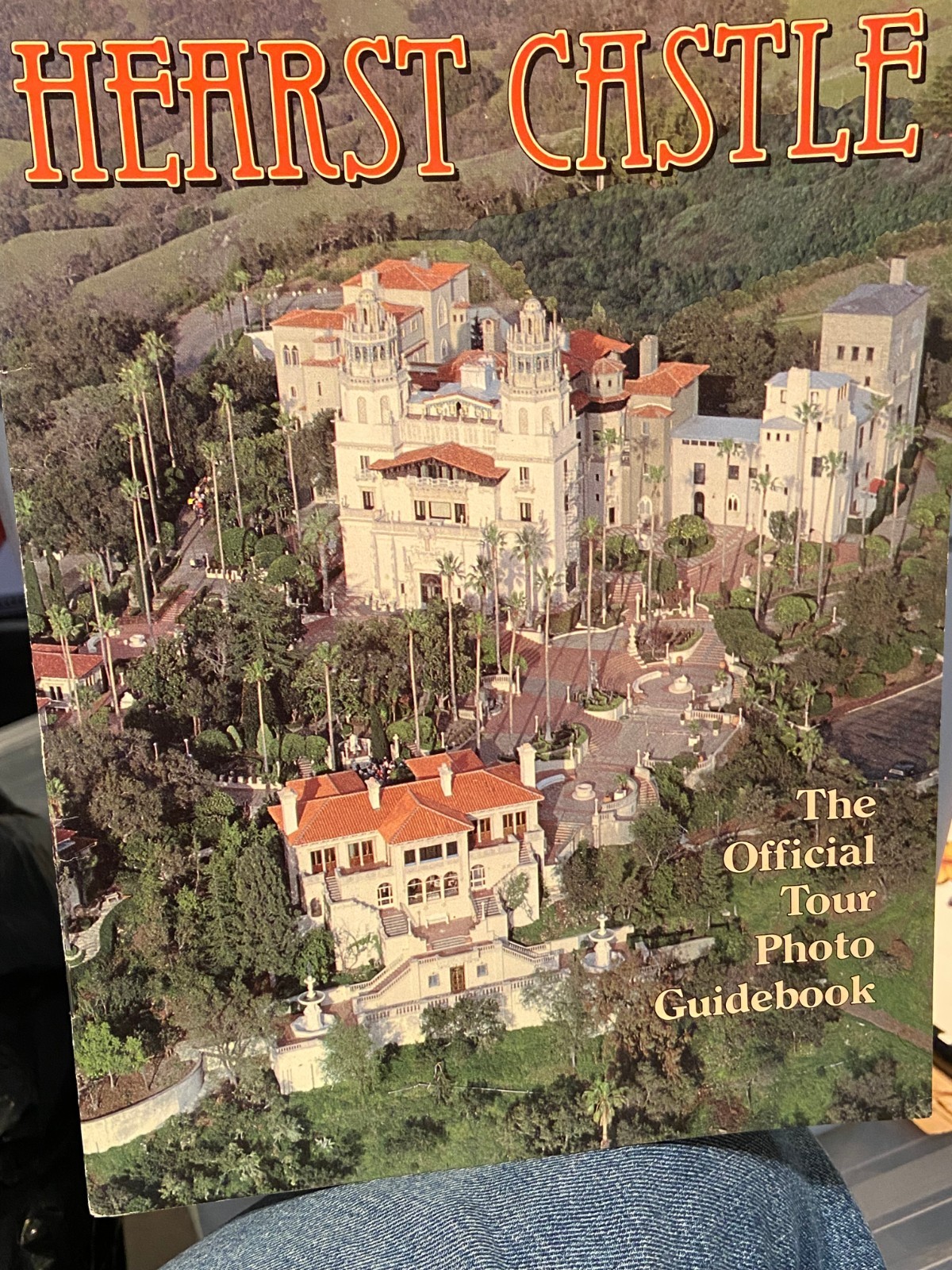 1983 Hearst Castle Official Photo Tour Guidebook *Pre-Owned/Nice* d1 1983 Hearst Castle Official Photo Tour Guidebook *Pre-Owned/Nice* d1