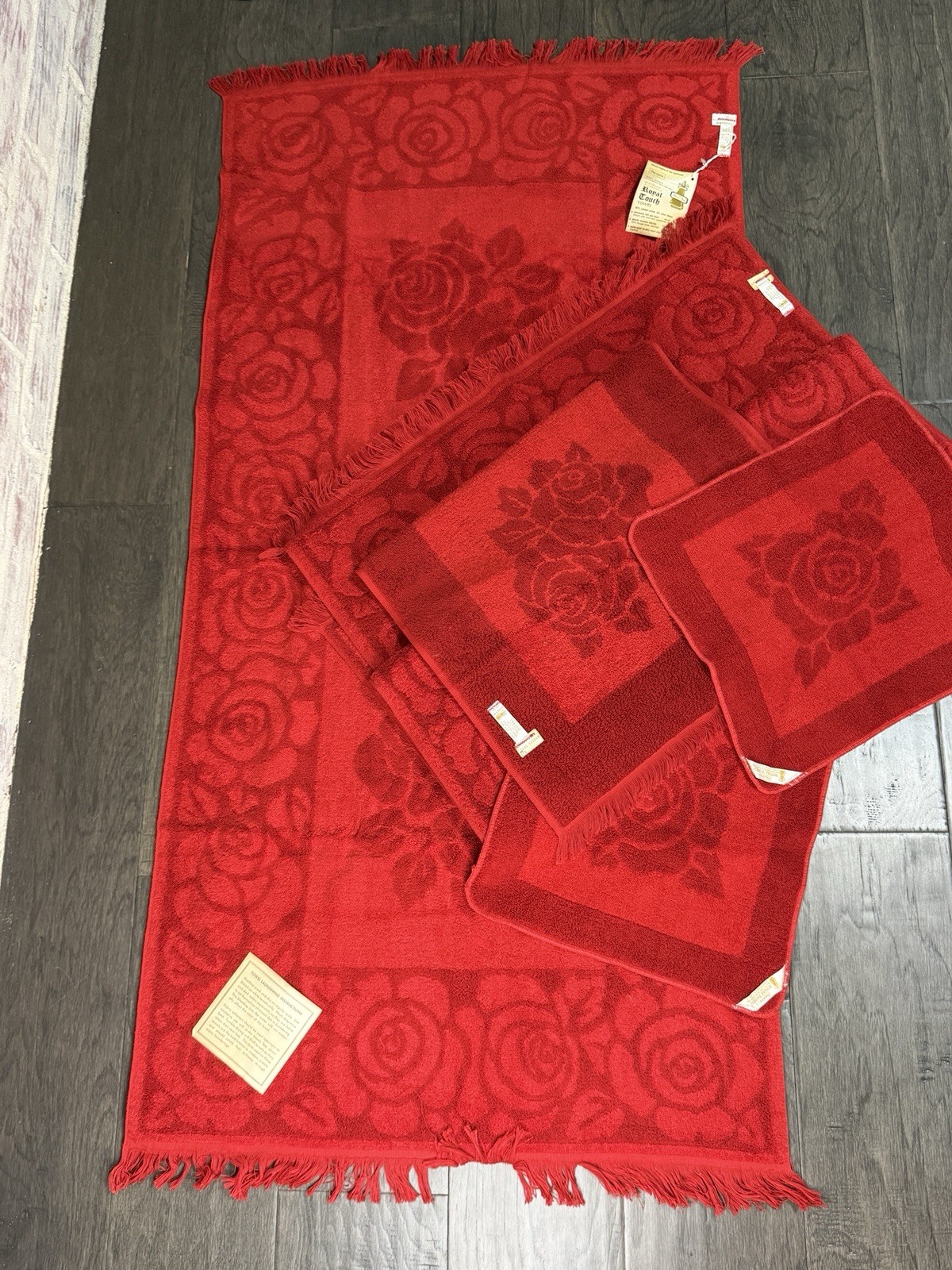 Sears Royal Touch Floral Hand Towel Rose Fringe Rare Roebuck Vintage Set NWT NOS Sears Royal Touch Floral Hand Towel Rose Fringe Rare Roebuck Vintage Set NWT NOS