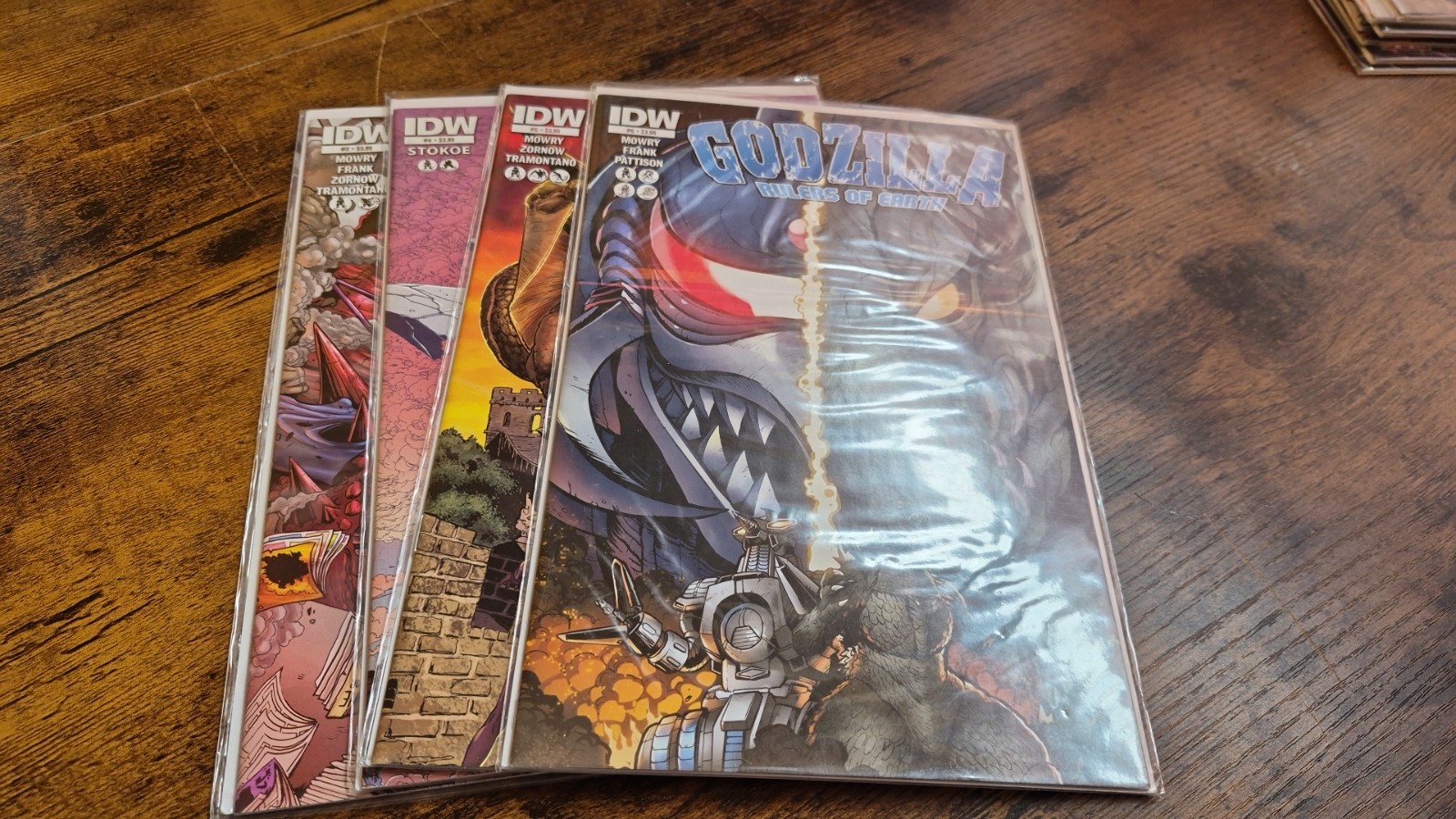 Lote 4 Comics Godzilla Rulers of Earth IDW #3 #4 #5 #6 - NM