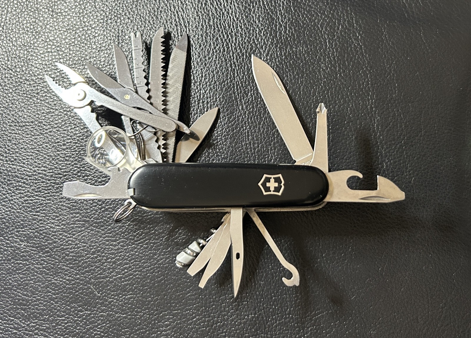 Victorinox SWISSCHAMP Swiss Army Knife - Black - 91mm
