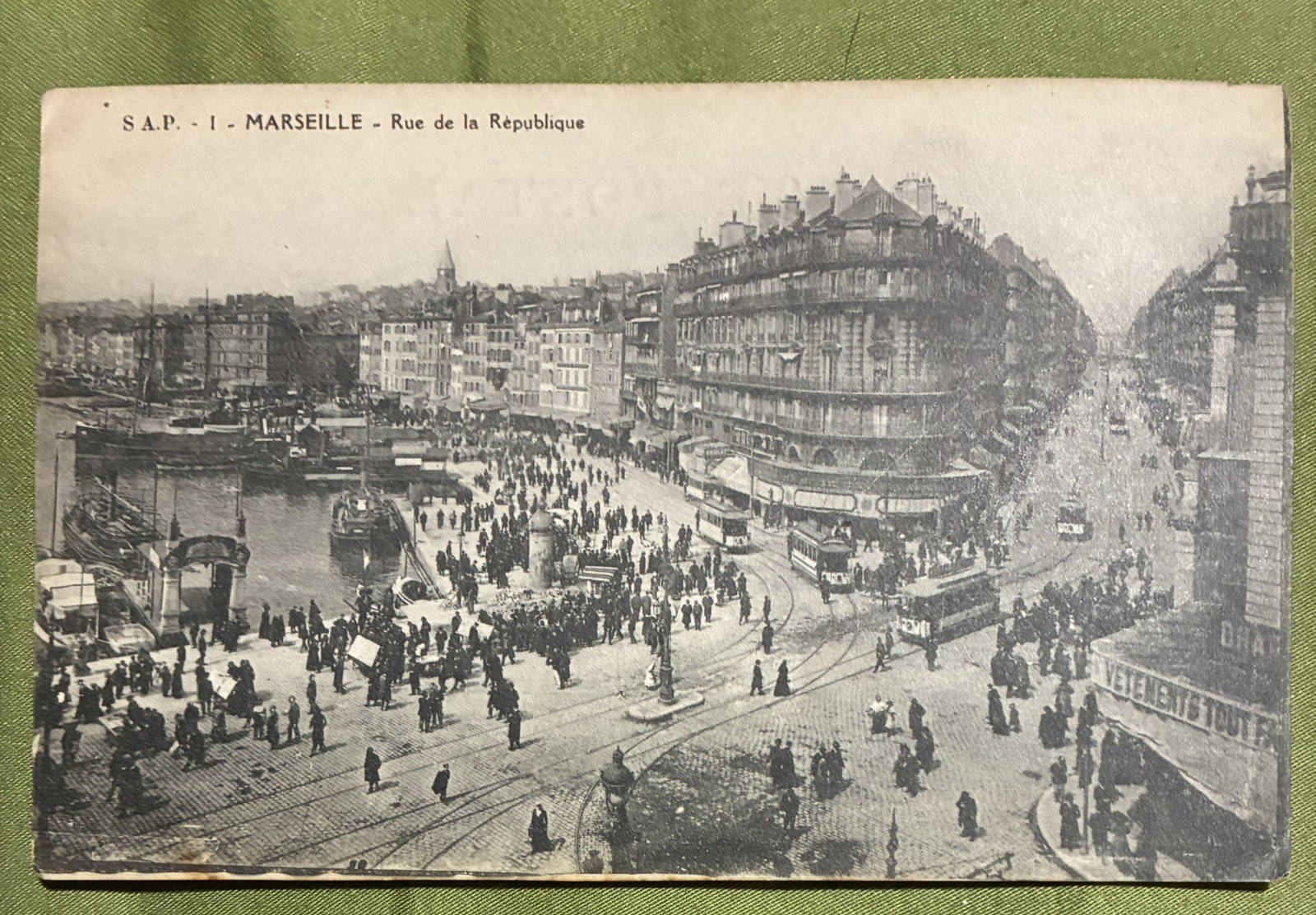 S. A. - 1- Marseille-Rue de la Republique Postcard