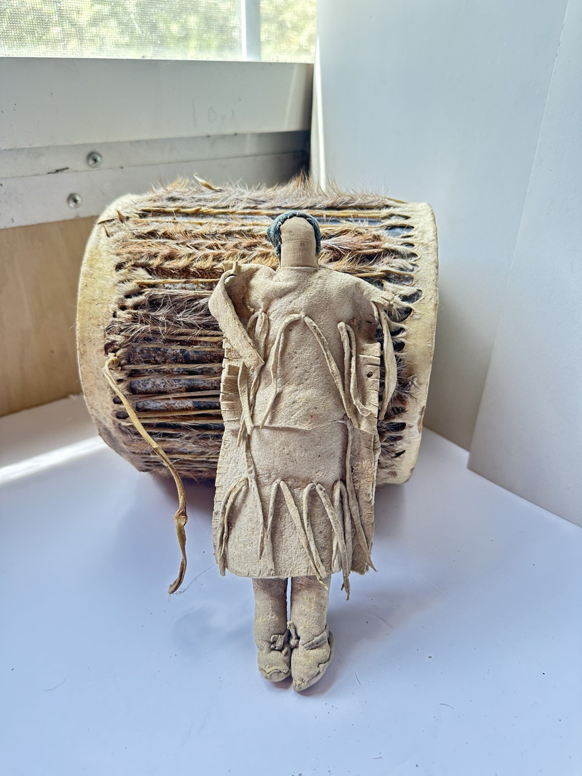 Vintage Handmade Trading Post Souvenir Doll & Drum Hide Leather Original 50¢ Tag Vintage Handmade Trading Post Souvenir Doll & Drum Hide Leather Original 50¢ Tag