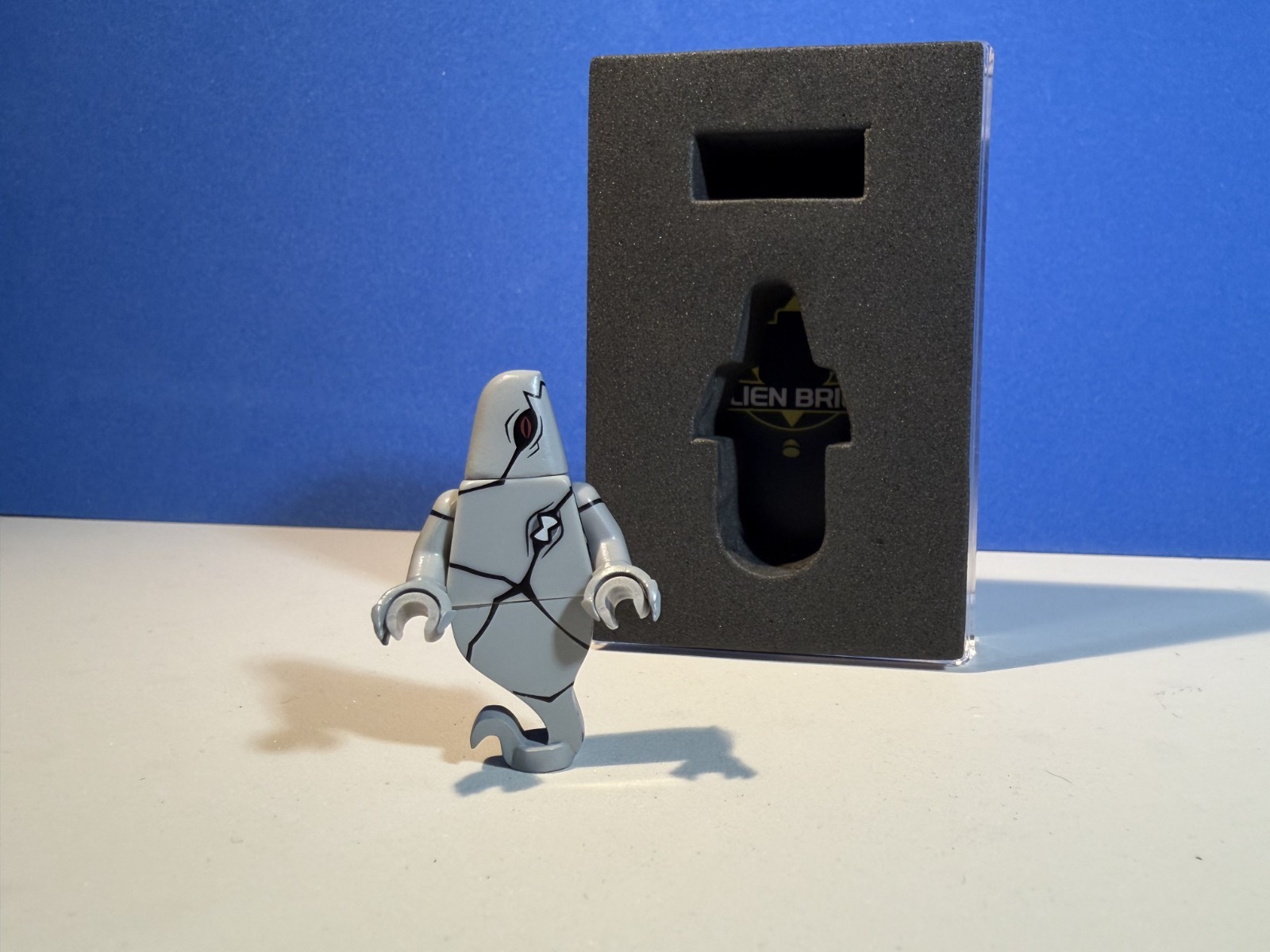 Custom Lego Alien Brick Ben 10 Classic Series Ghostfreak Minifigure