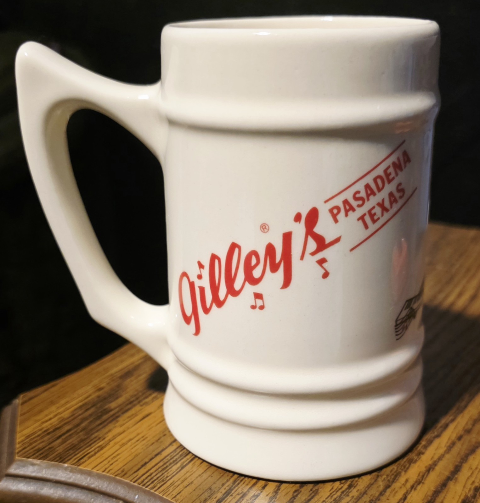 VTG GILLEY\'S COFFEE MUG WORLD\'S LARGEST NIGHTCLUB CERAMIC CUP COLLECTIBLE VTG GILLEY\'S COFFEE MUG WORLD\'S LARGEST NIGHTCLUB CERAMIC CUP COLLECTIBLE