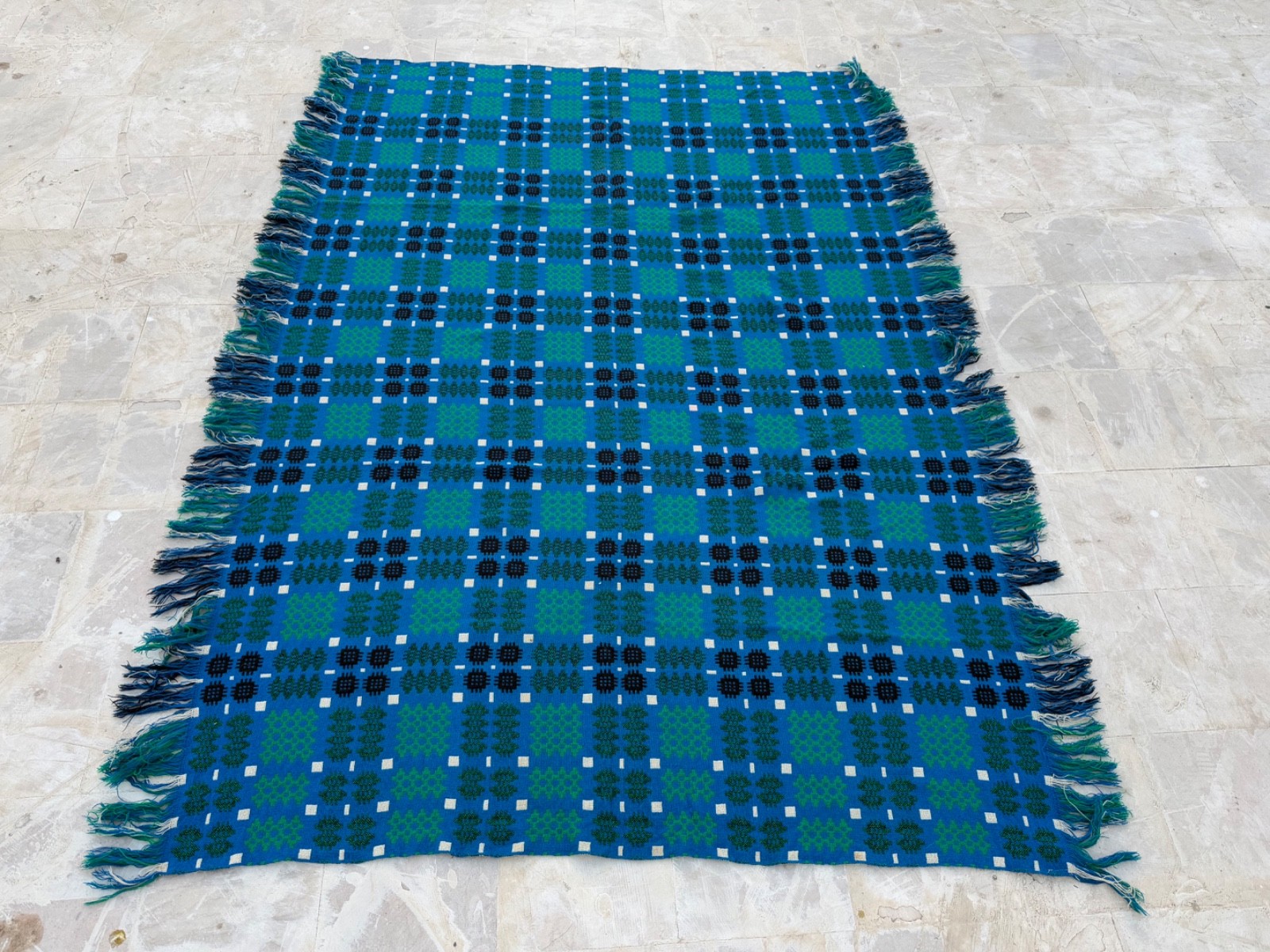 Vintage Fabulous Welsh Wool Tapestry Reversible Blanket Bedspread Bedcover