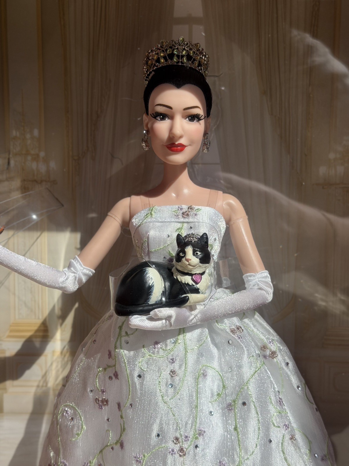 Disney Limited Edition Mia Doll Disney Limited Edition Mia Doll