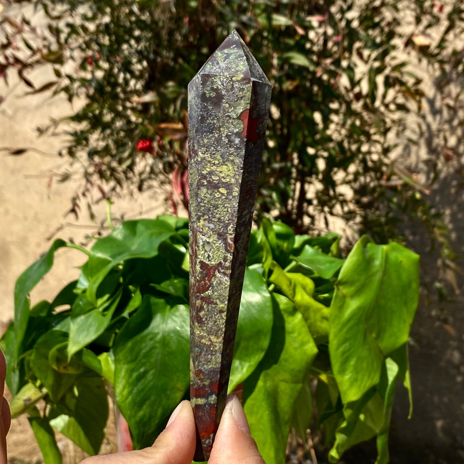 143G Natural Dragon Blood Stone Quartz Crystal Sharp Stele Rod