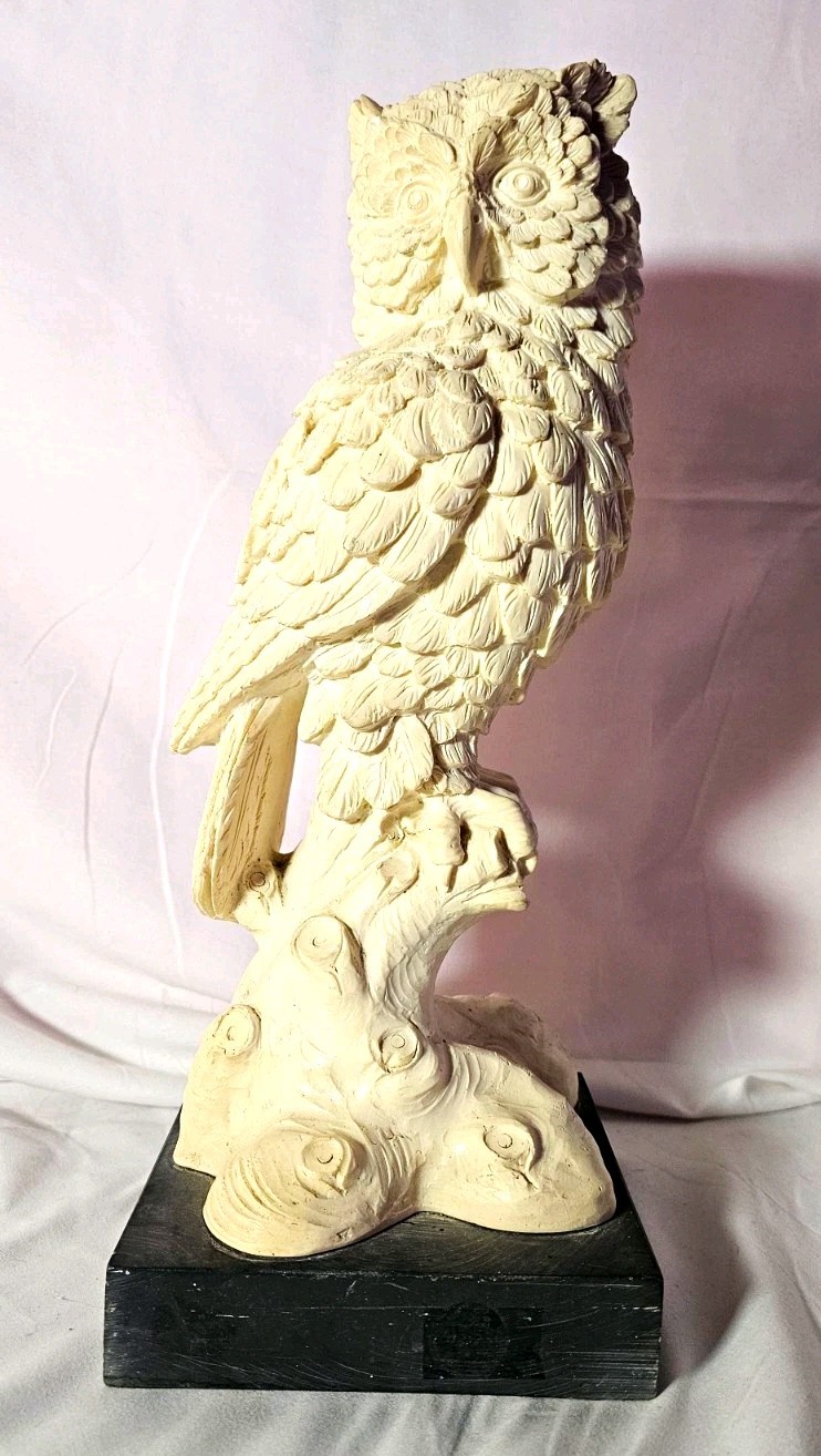 A Santini Owl Sculpture 14.25\