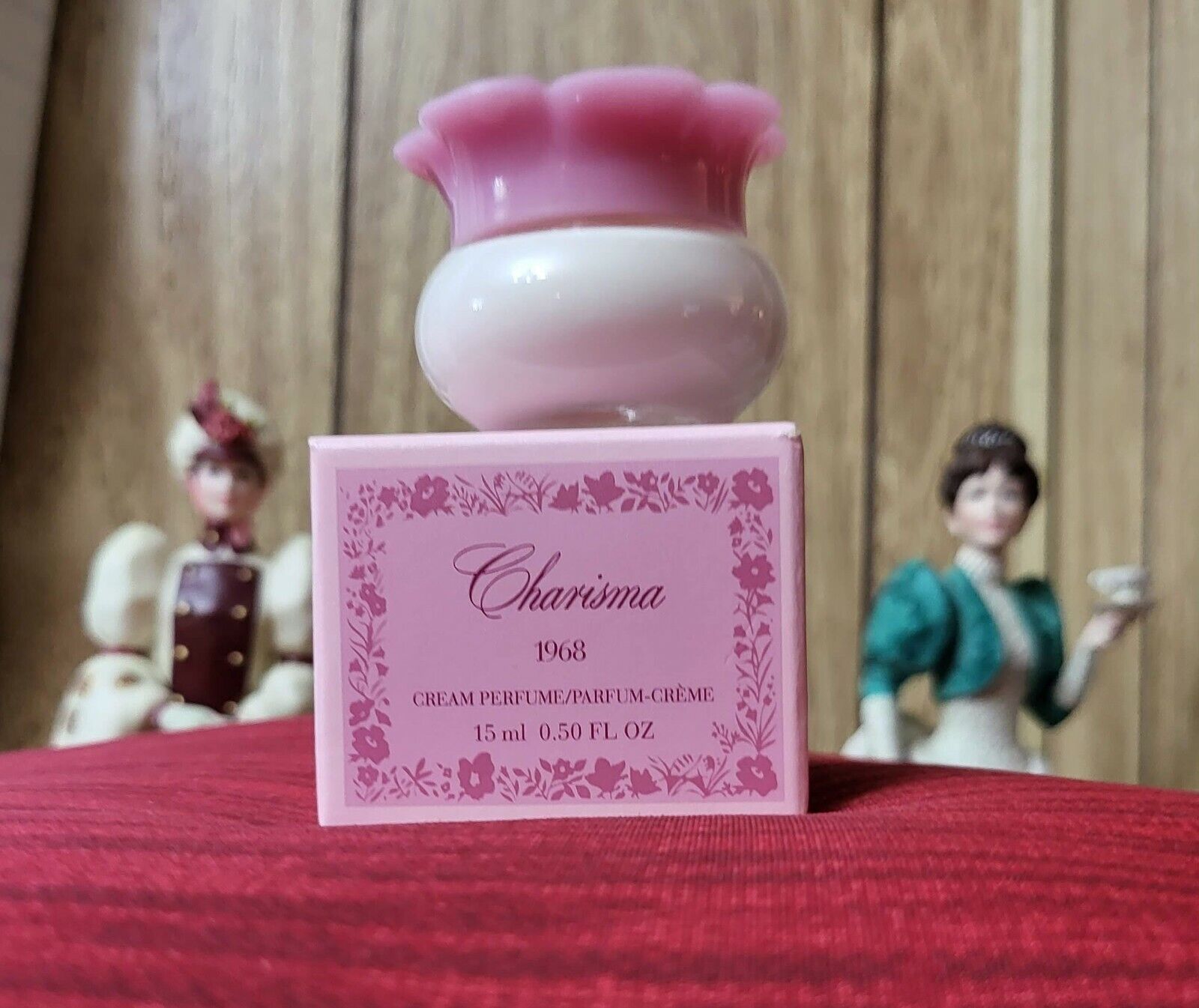 Avon\'s Cream Perfume  CHARMISA  (1968)