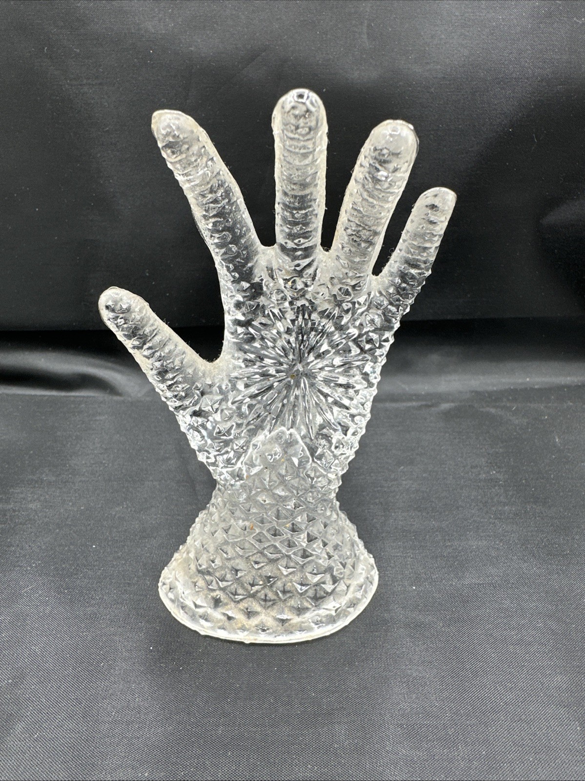 Chadwick Miller Diamond Point Clear Crystal Hand Ring Holder Vintage