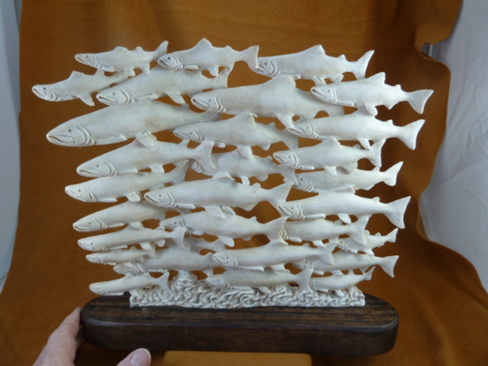fish-w19 school of 31 Salmon fish swimming of shed ANTLER figurine Bali detailed