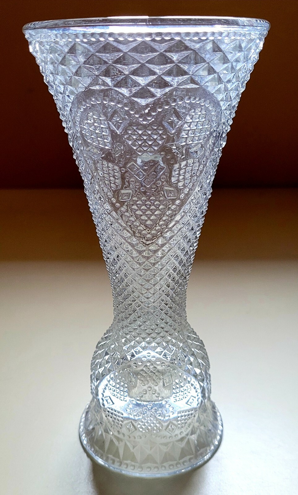 Vintage 1979 Avon Fostoria Glass Hearts & Diamond Candle Stick Holder p