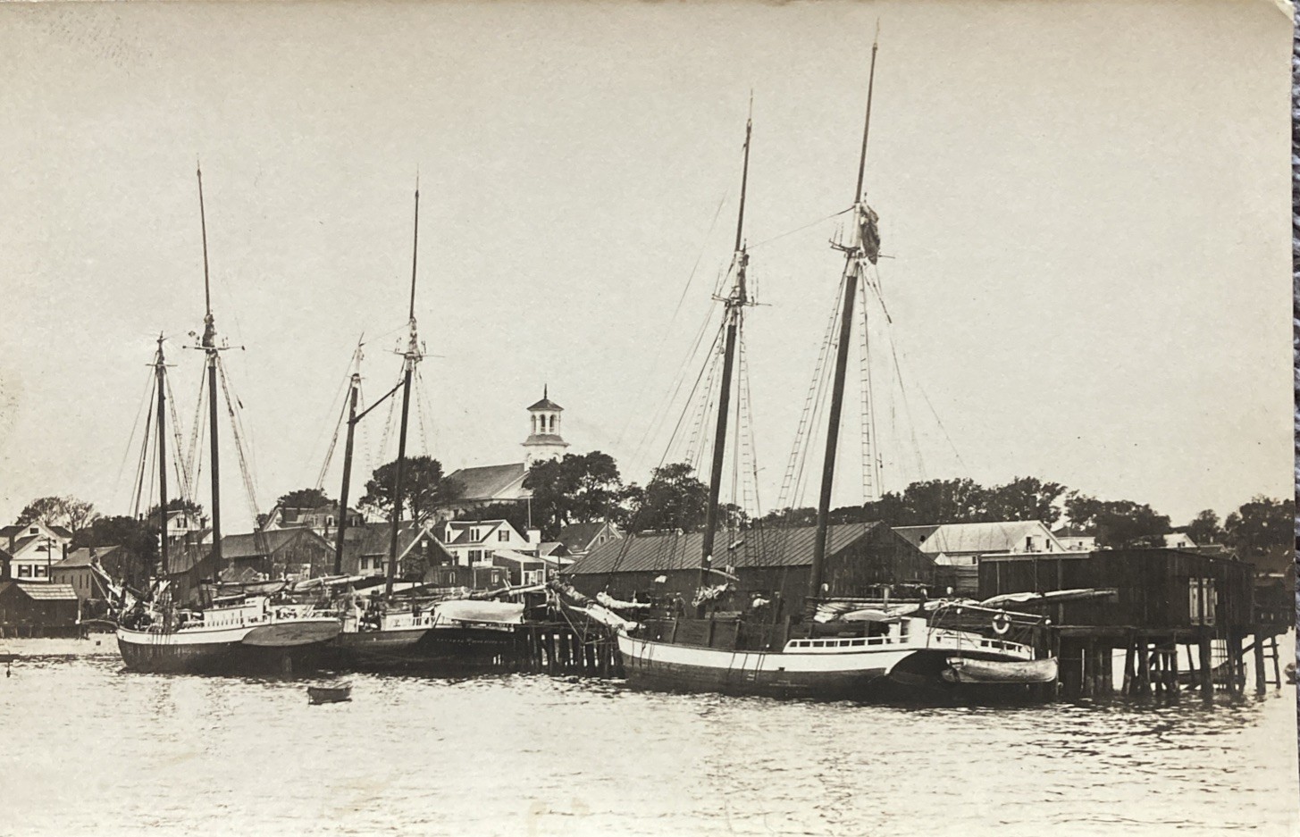 c1920 Provincetown Mass Hilliards Wharf RPPC Postcard AZO