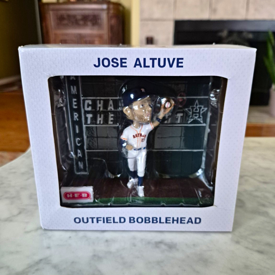 H-E-B Exclusive Jose Altuve #27 MLB Baseball Outfield Bobblehead w/ Box