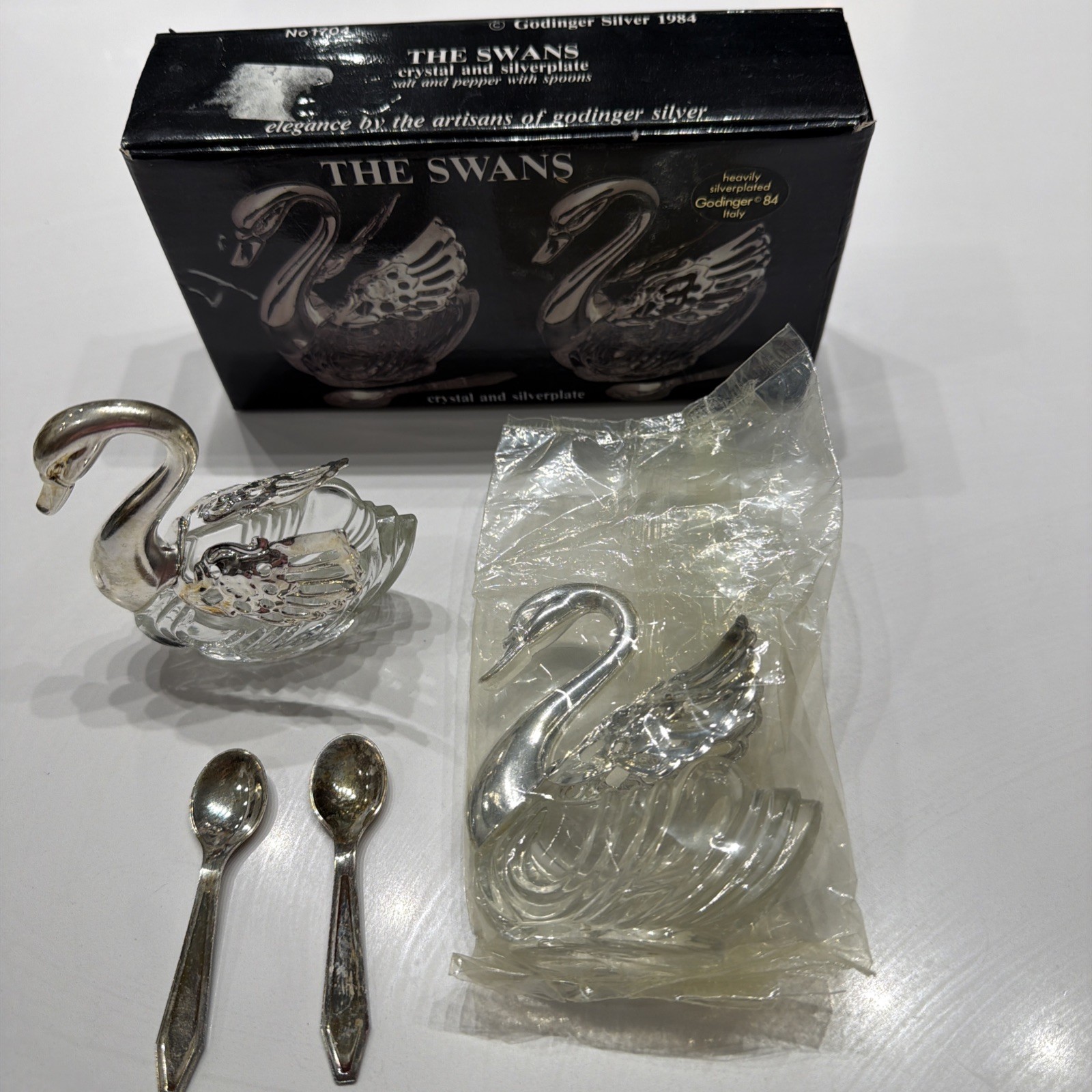 Vintage Godinger Silverplate 1984 Swan Salt & Pepper w/ spoons Vintage Godinger Silverplate 1984 Swan Salt & Pepper w/ spoons