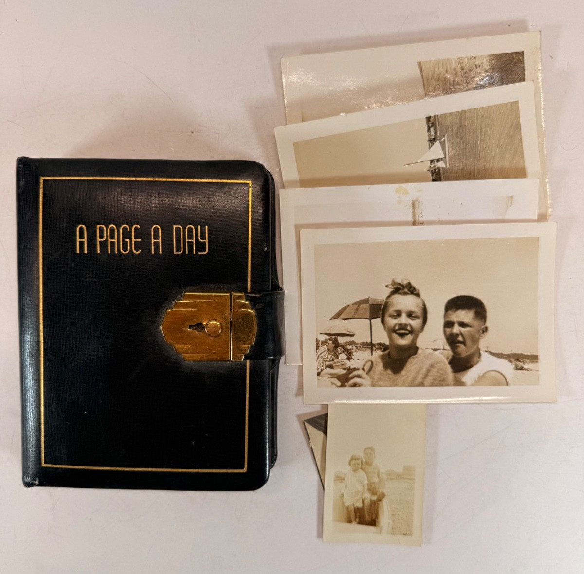 1939 Vintage A Page A Day Diary Genuine Leather Handwritten Journal + 5 Photos