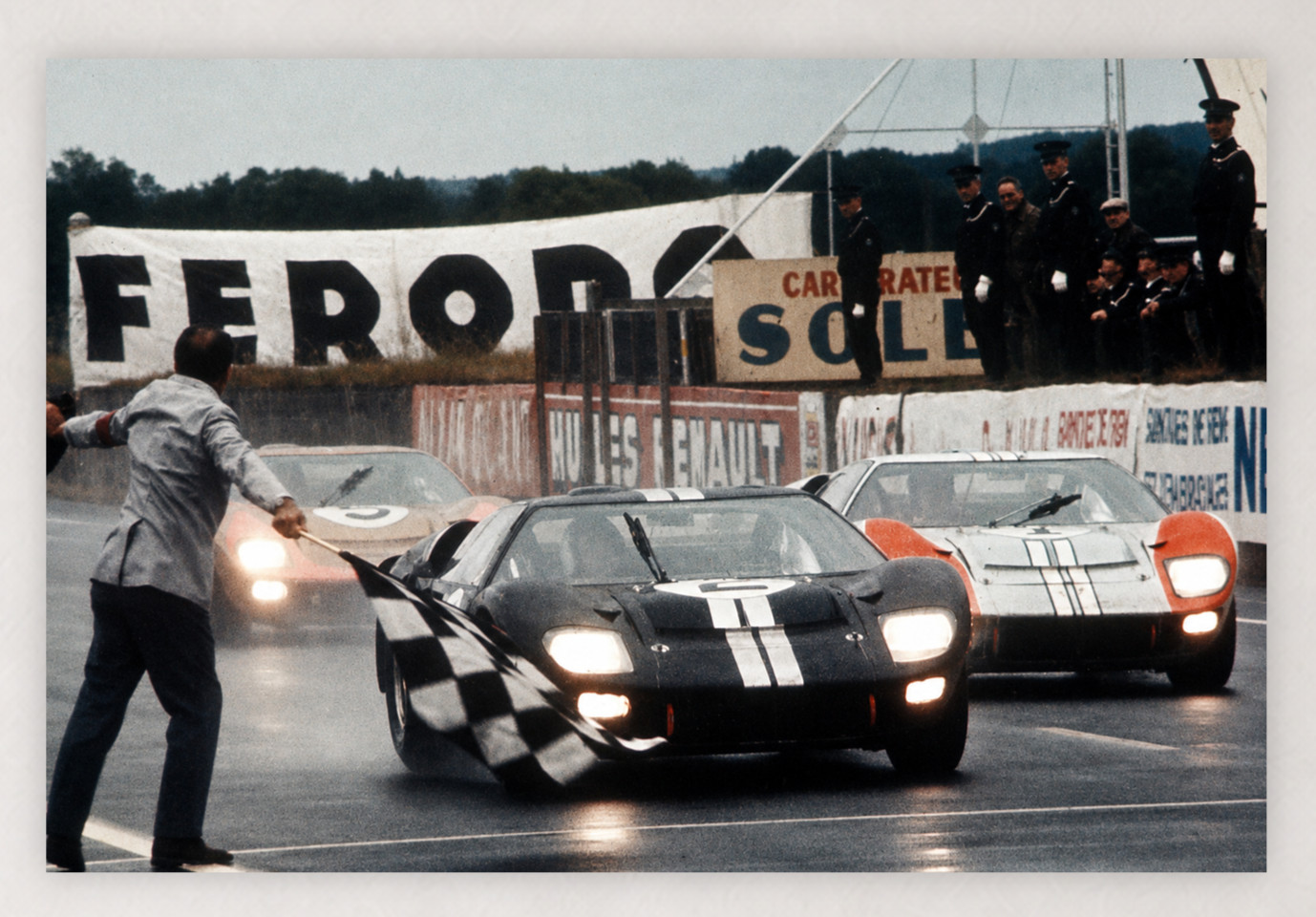 Share 1966 LEMANS FORD WINS 1-2-3 FINISH GT40 MKII - 24x16 PHOTO REPRODUCTION PO