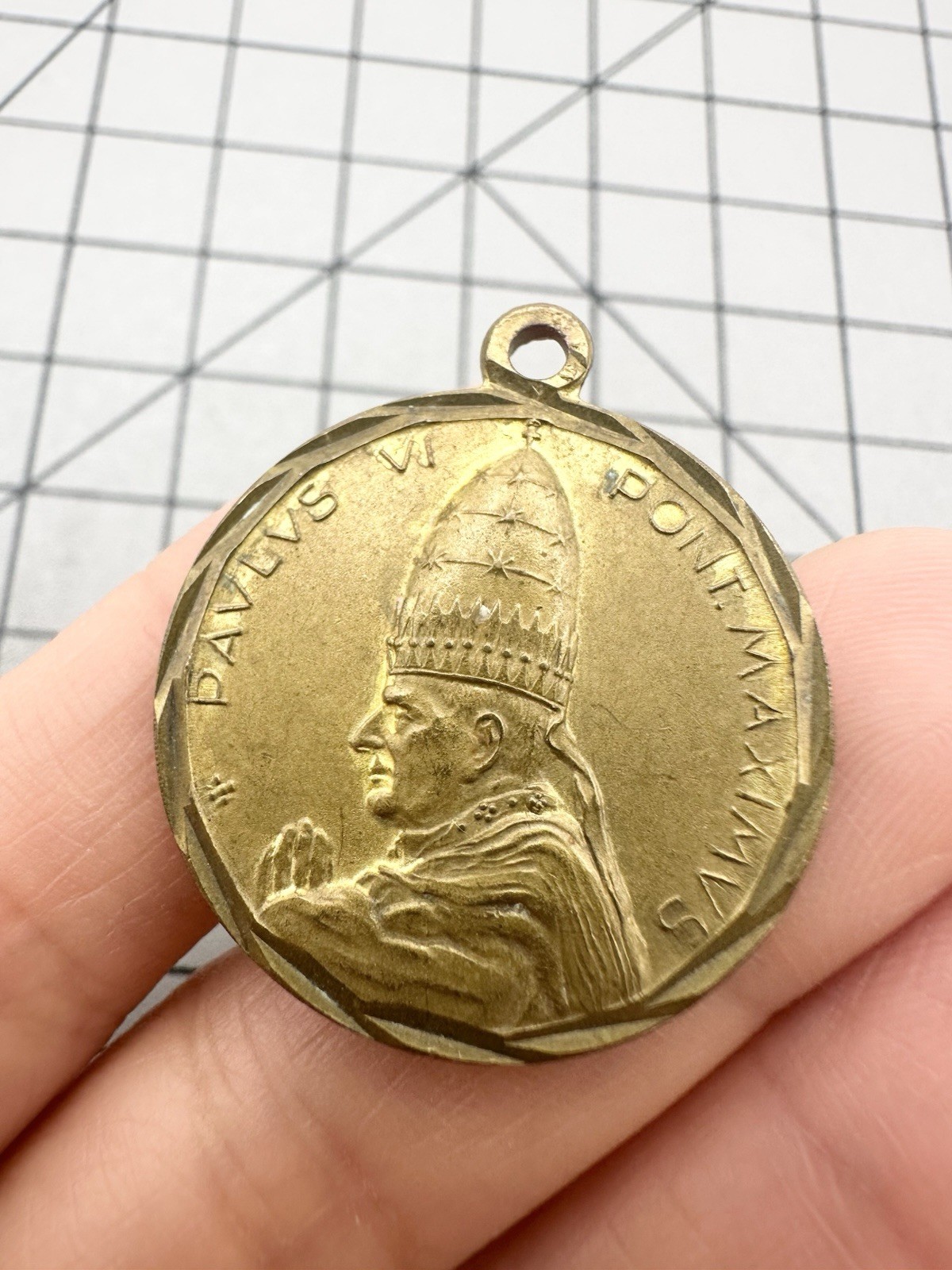 Antique Catholic Religious Holy Medal - ANNO SANTO 1975 ROMA - PAULUS VI